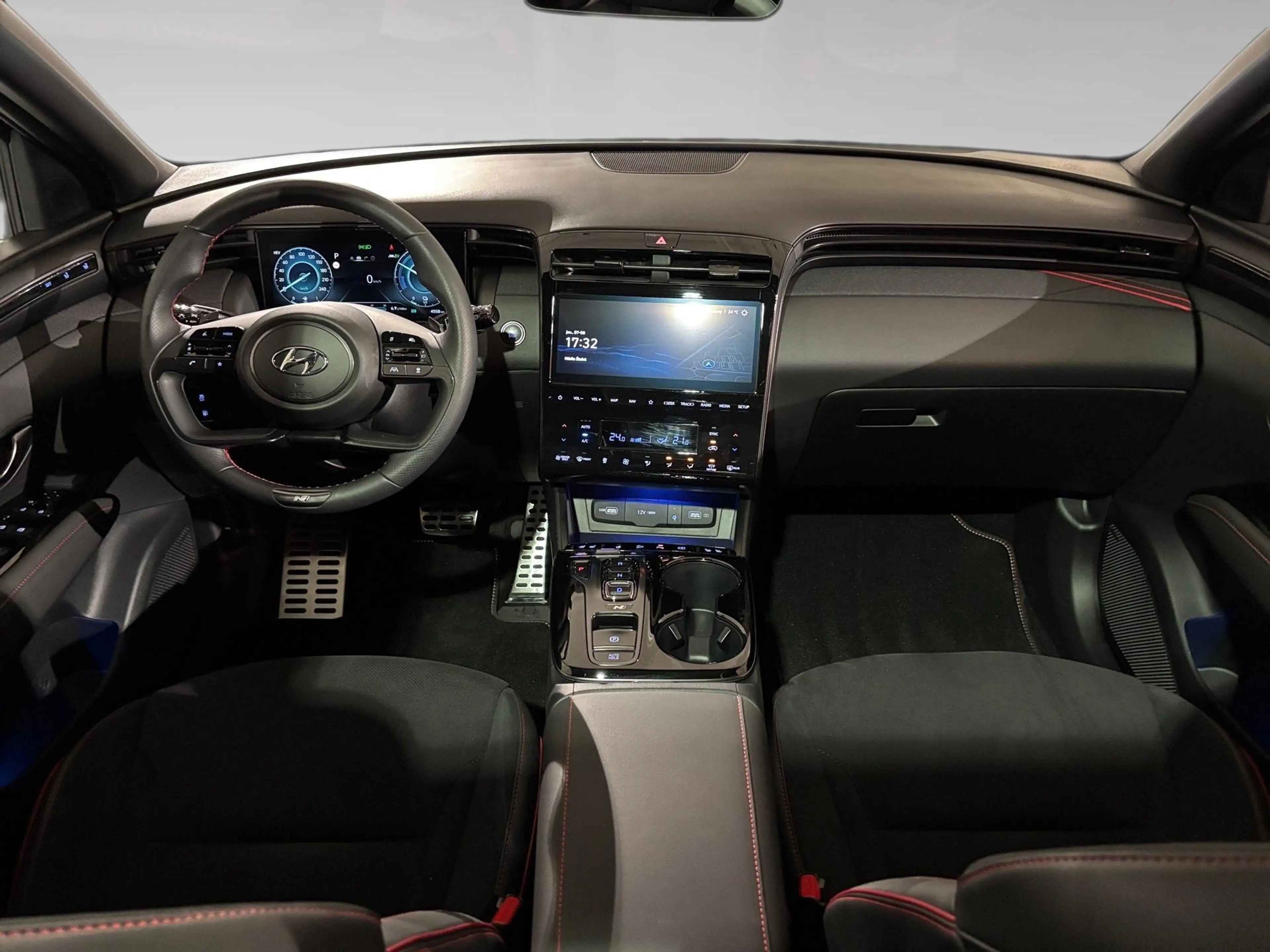 Hyundai TUCSON 1.6 N LINE PLUG IN HYBRID — photo 5
