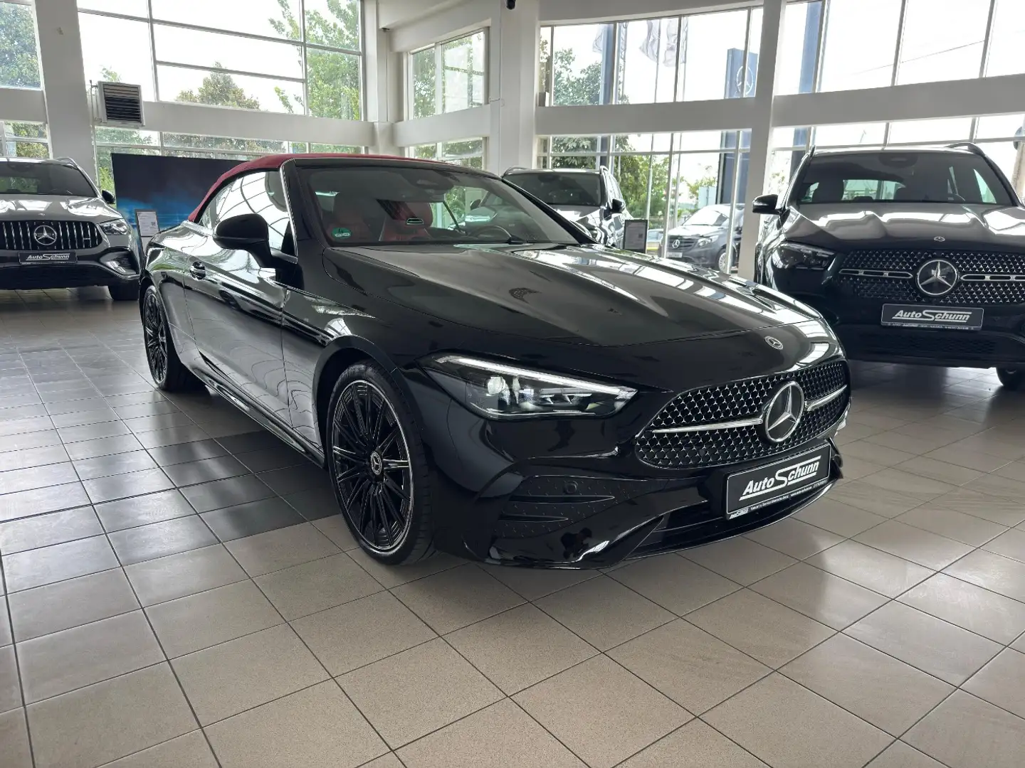 Mercedes-Benz CLE 220 d Cabrio AMG+MBUX+AIRSCARF+Kamera+20'' Nero - 2