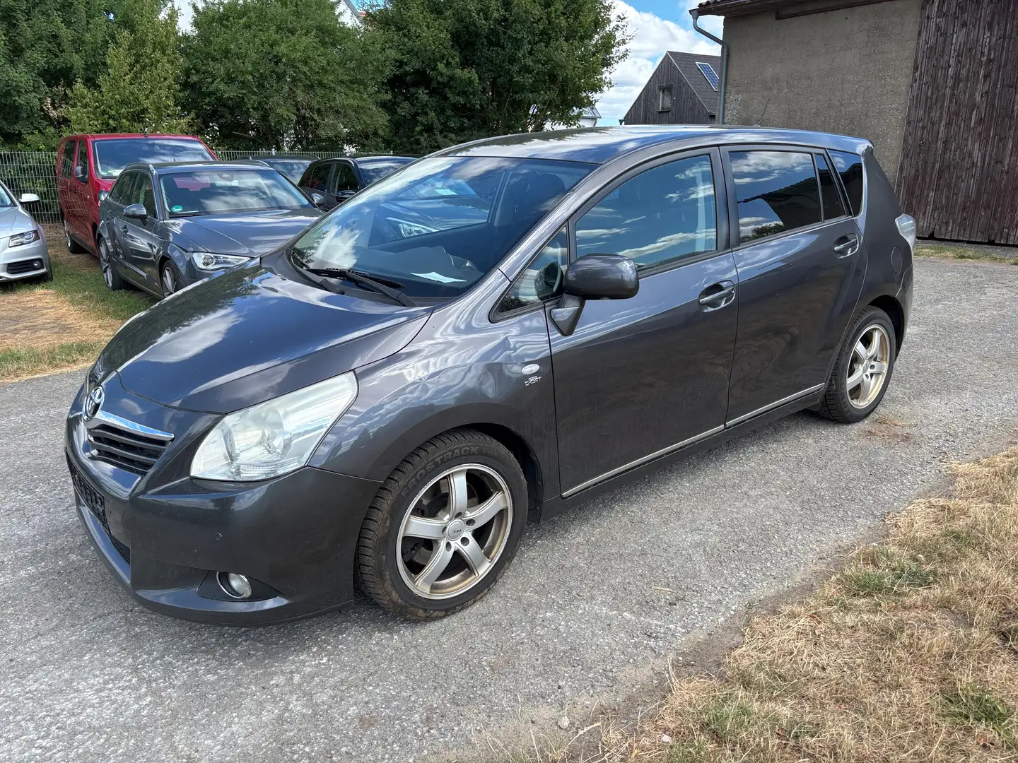 Toyota Verso Travel 7Sitze Kamera Gris - 1