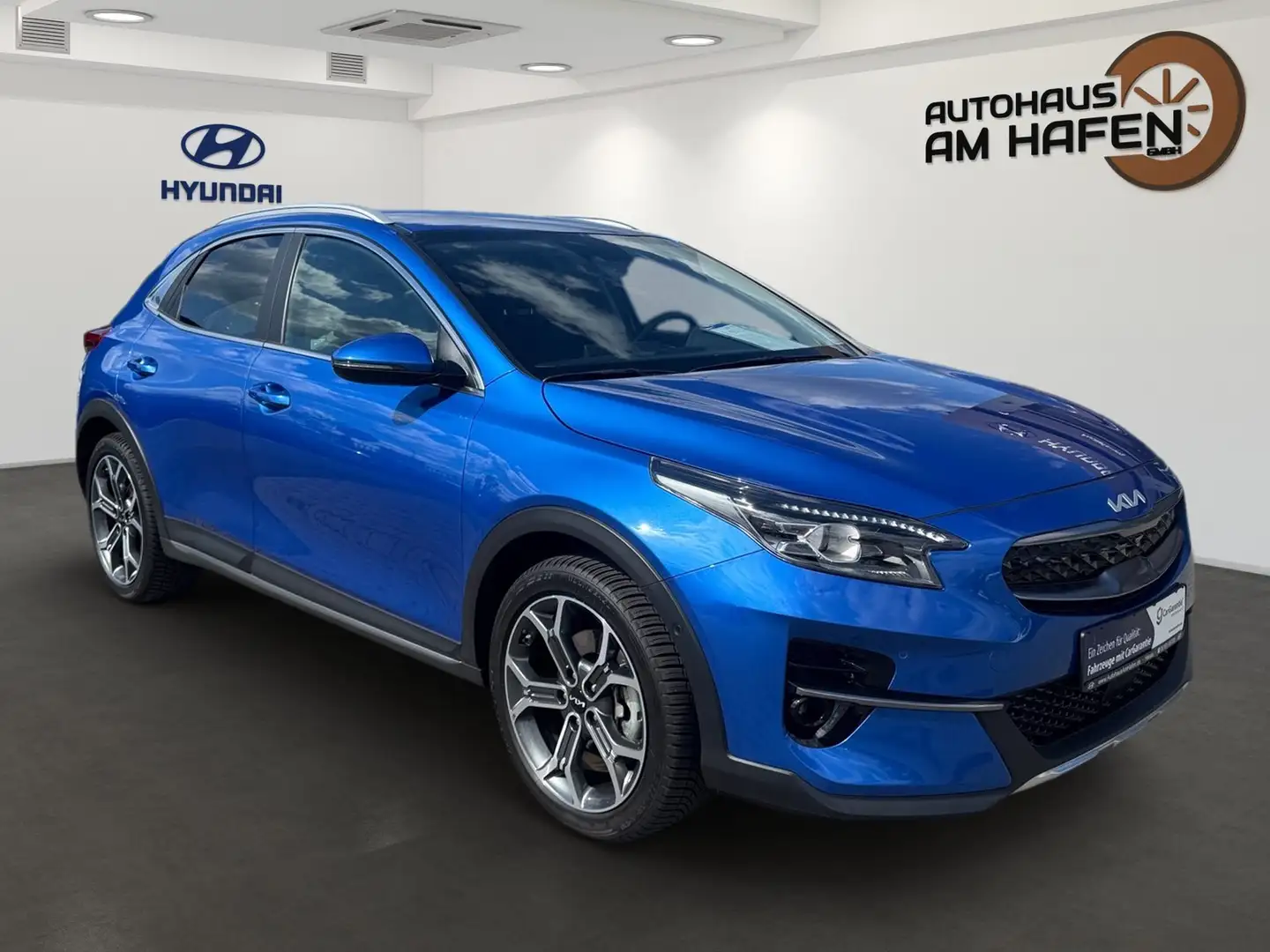 Kia XCeed Vision Plug-in Hybrid Blau - 2