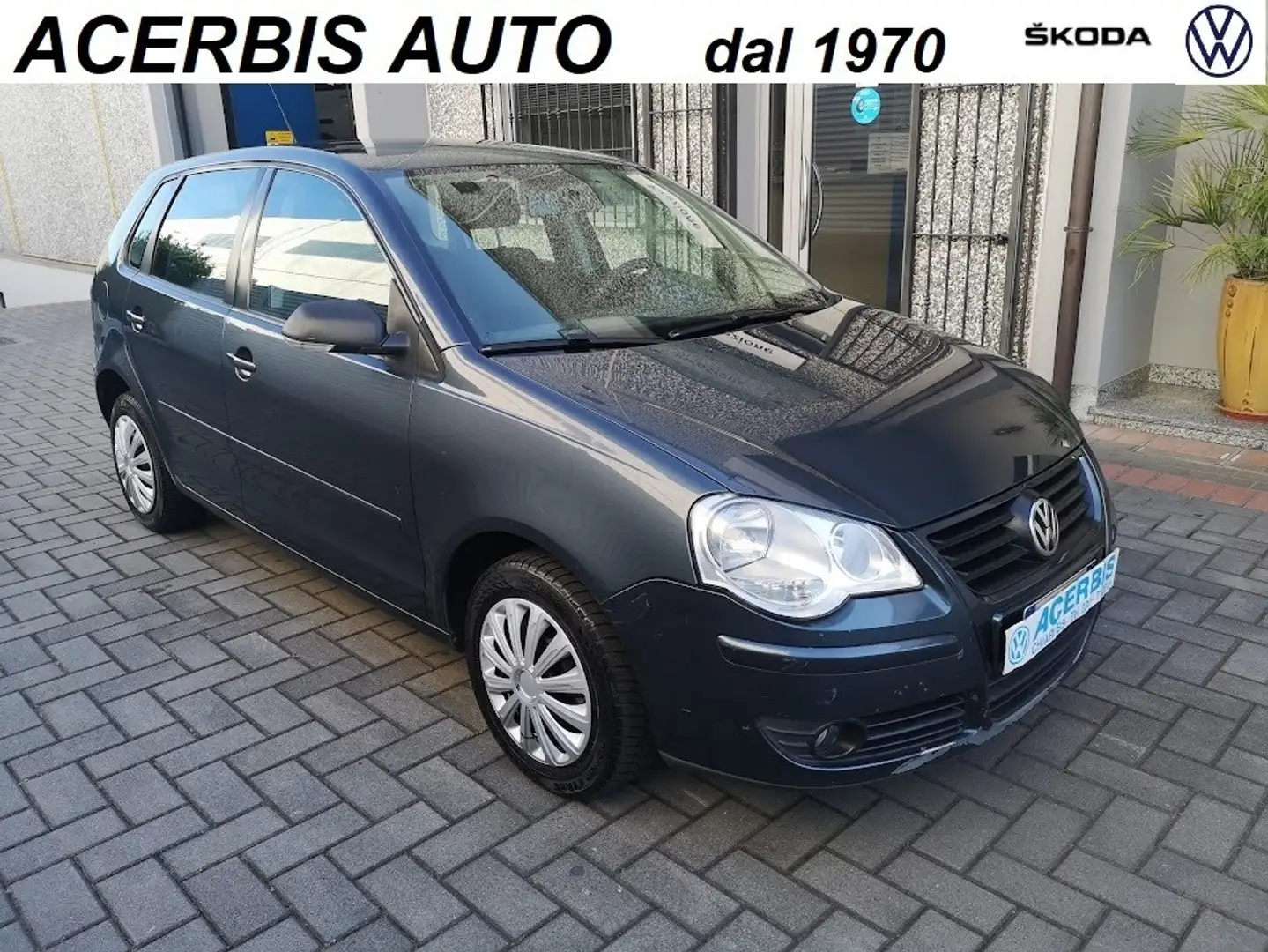 Volkswagen Polo 1.2 / 64CV 12V 5p. Comfortline Grigio - 1