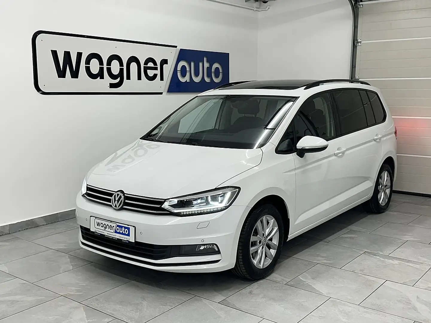 Volkswagen Touran Sky 1,6 SCR TDI DSG.LED/ACC/Navi/Pano/el.AHK/RF... Weiß - 2