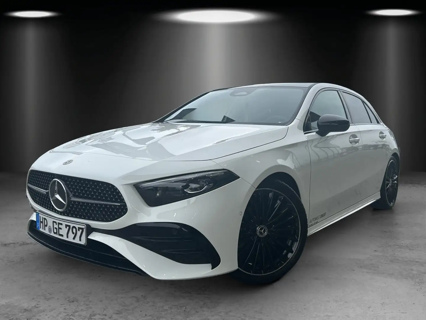 Mercedes-Benz A 200 AMG Burme DISTRO Memory PANO Multibeam Weiß - 1
