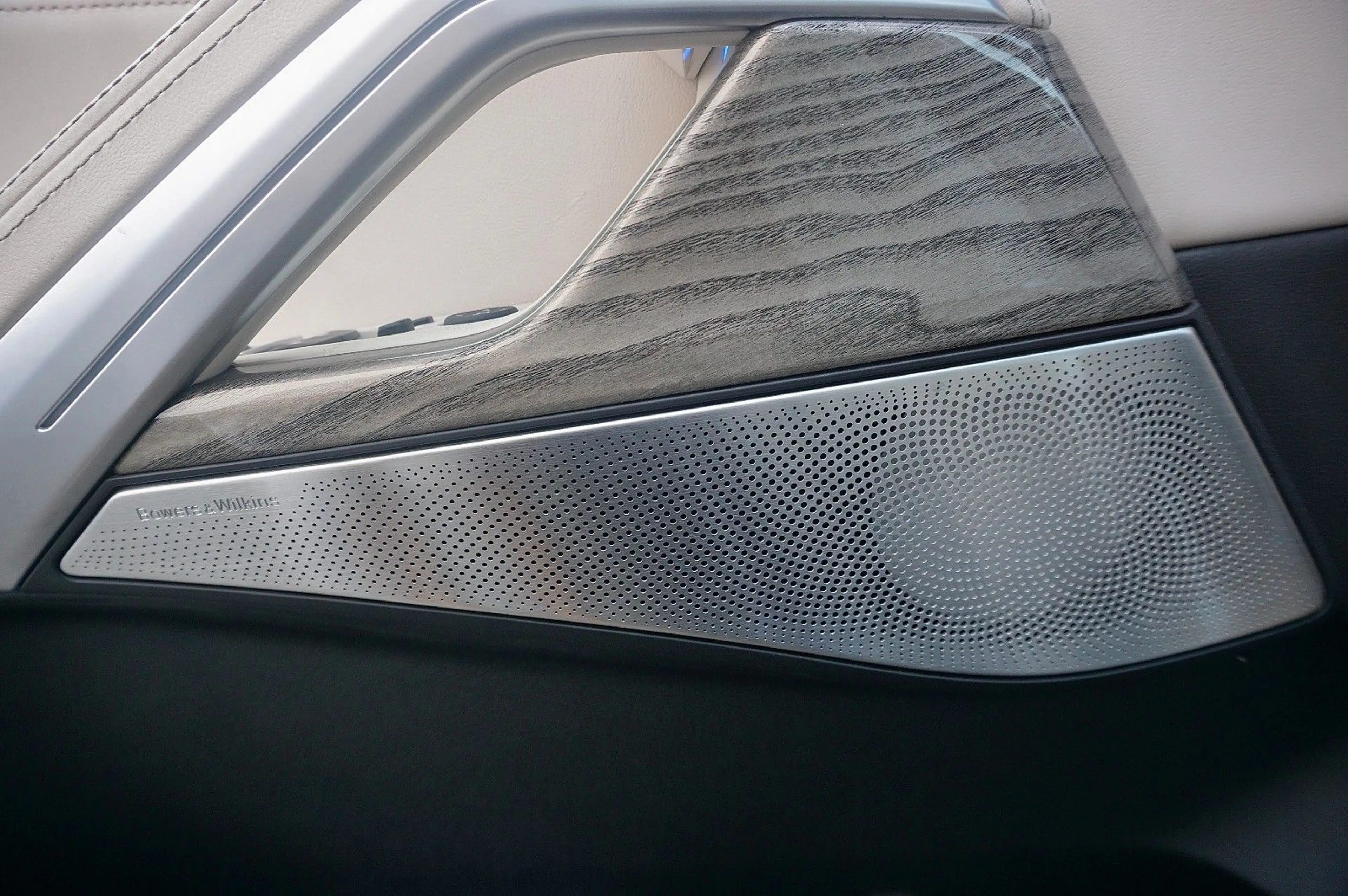 BMW X6 40xd *UNFALLFREI *3x M SPORT *22 ZOLL *1.HAND — photo 22