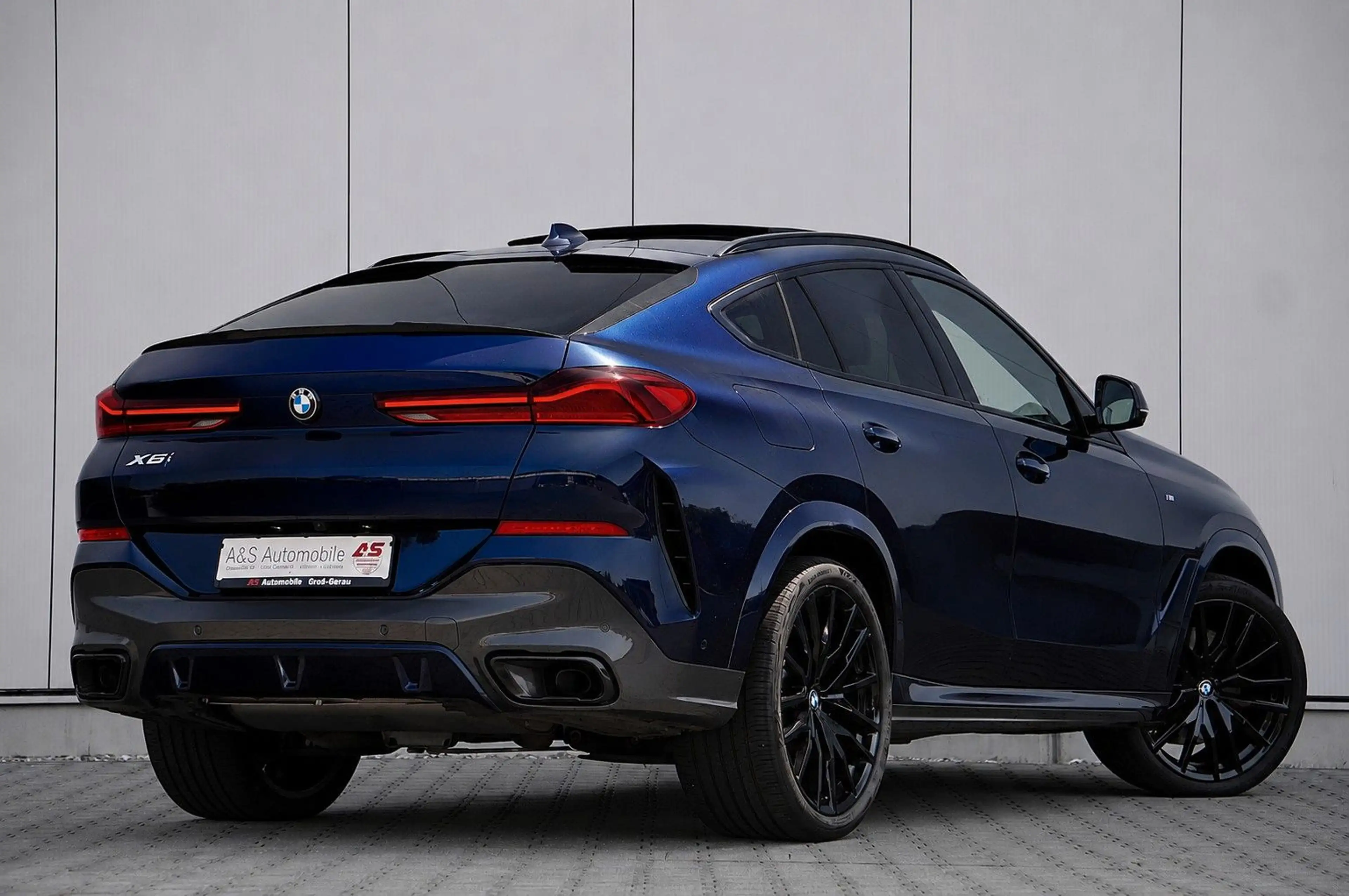 BMW X6 40xd *UNFALLFREI *3x M SPORT *22 ZOLL *1.HAND — photo 6