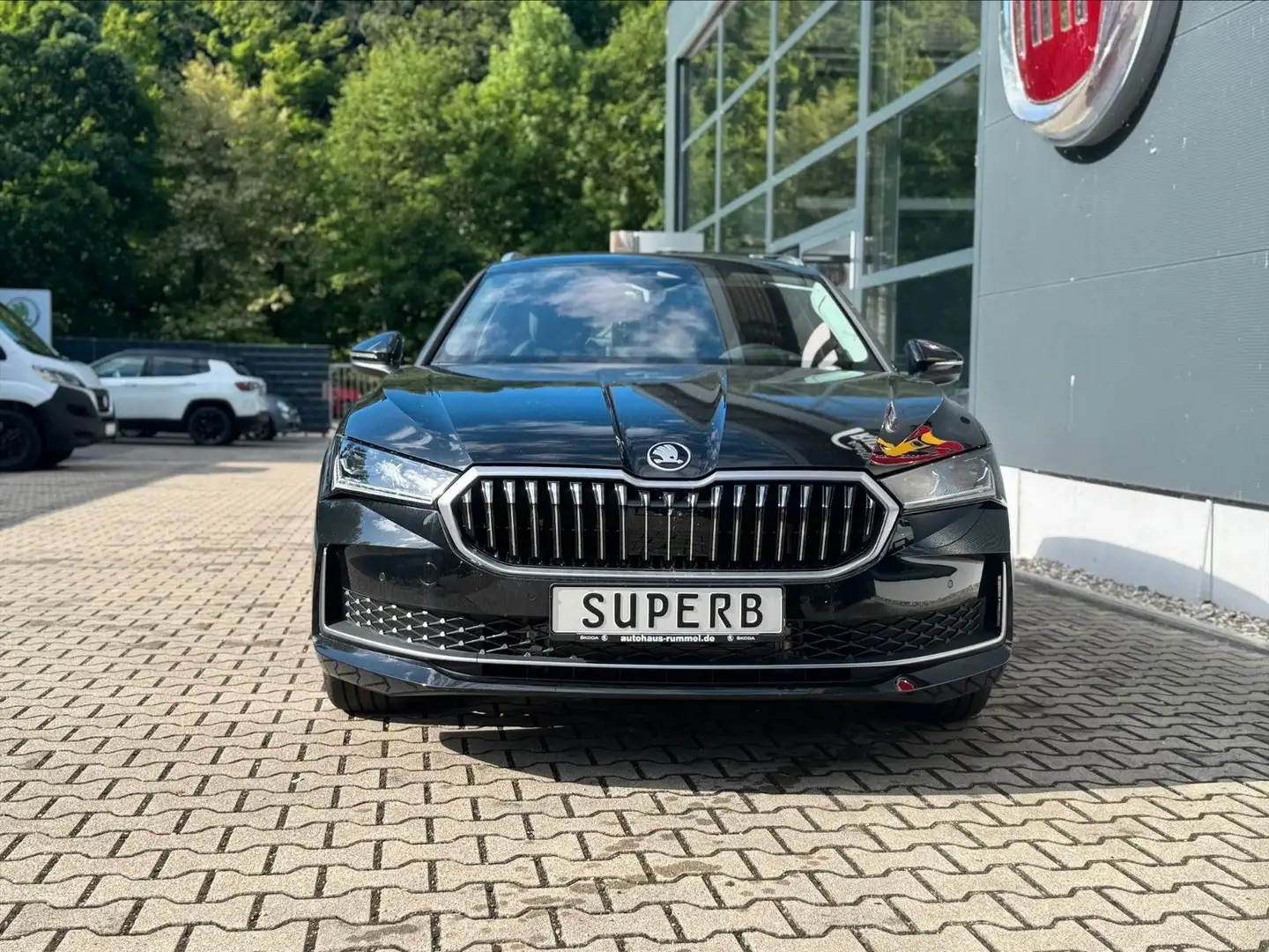 Skoda Superb Combi 2.0 TDI 142kW 4x4 L&K+AHK+HEAD-UP+ Noir - 1