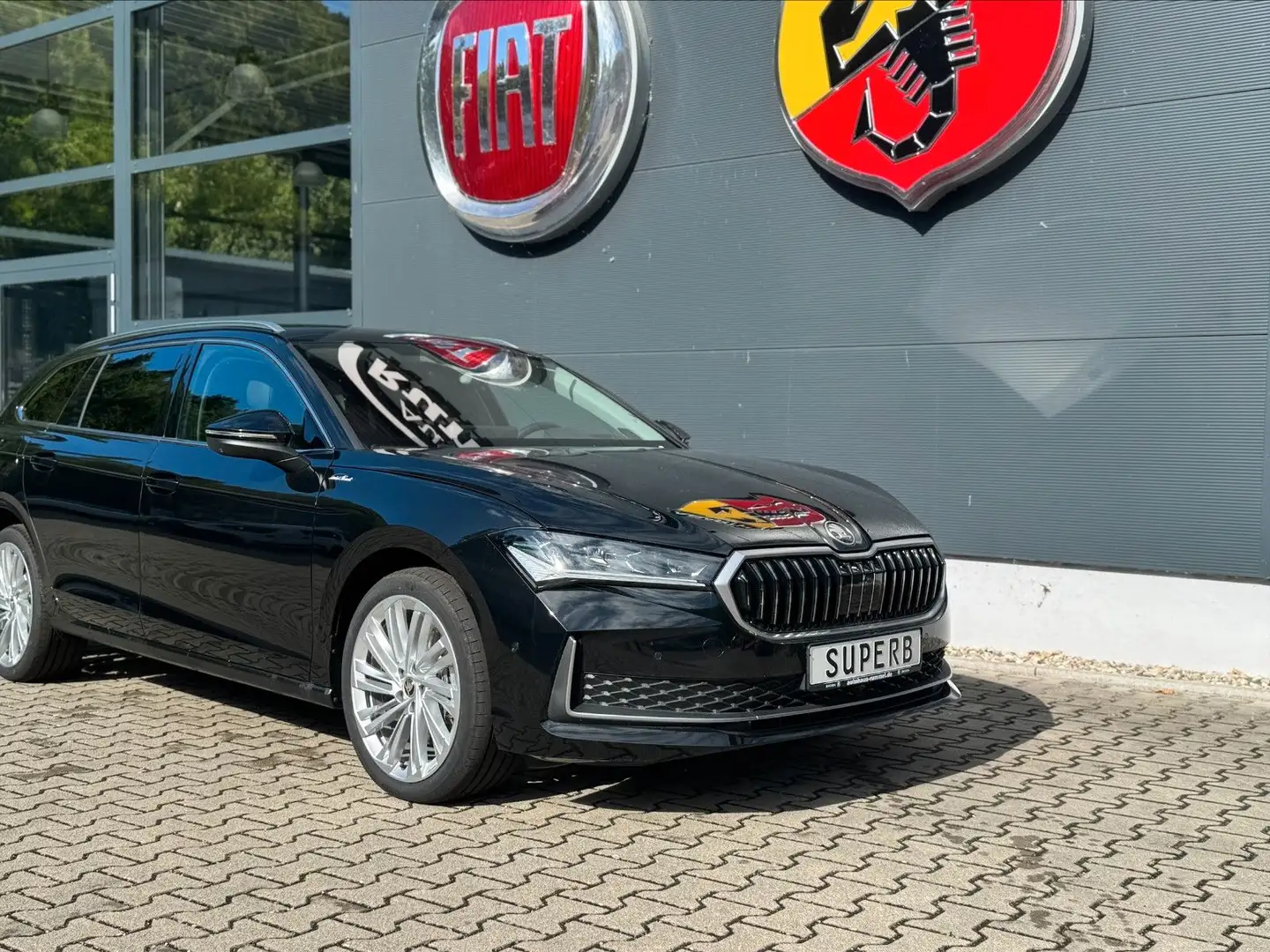 Skoda Superb Combi 2.0 TDI 142kW 4x4 L&K+AHK+HEAD-UP+ Noir - 2