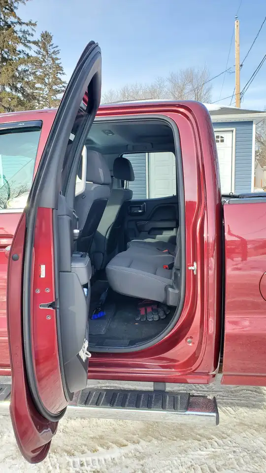 GMC Sierra 1500 photo GMC Sierra 1500