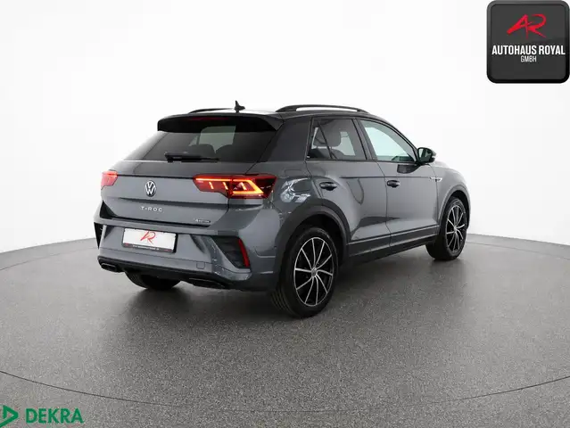 Volkswagen T-Roc view 5