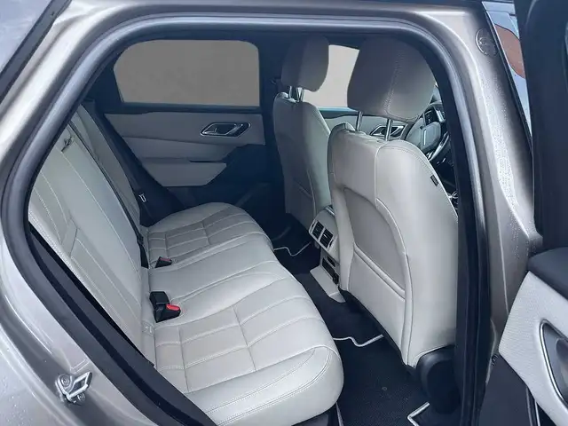 Land Rover Range Rover Velar view 5
