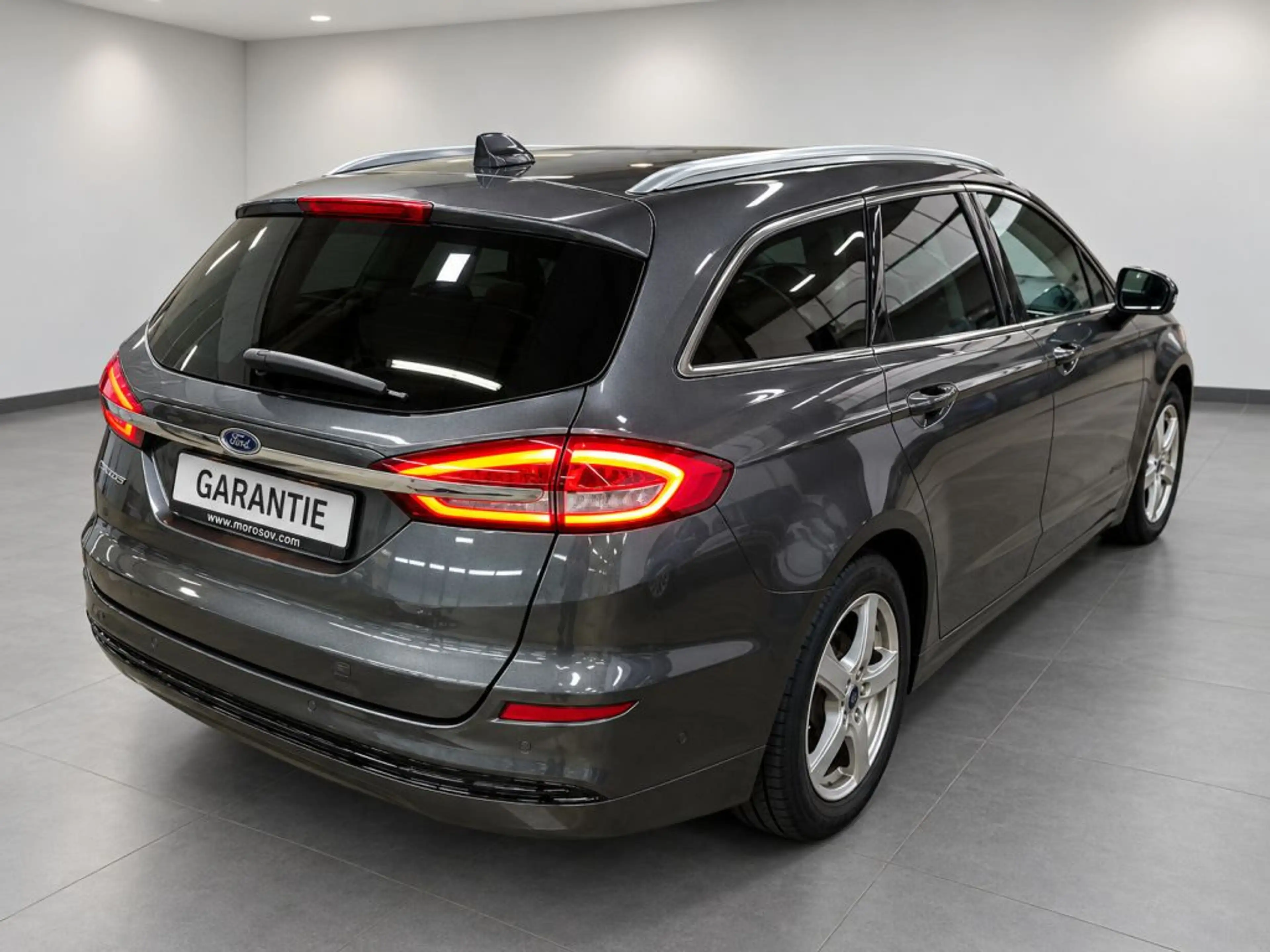 Ford Mondeo Turnier 2.0 EcoBlue Aut. Titanium — photo 3