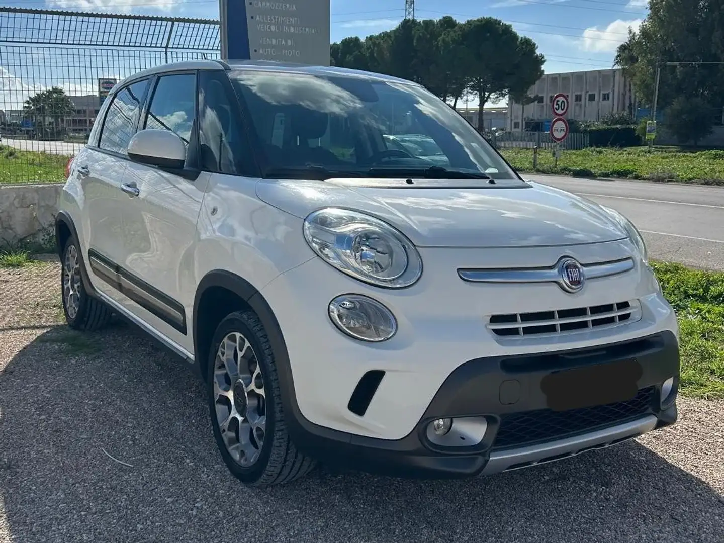 Fiat 500L 500L 2012 1.3 mjt Trekking 85cv Bianco - 1