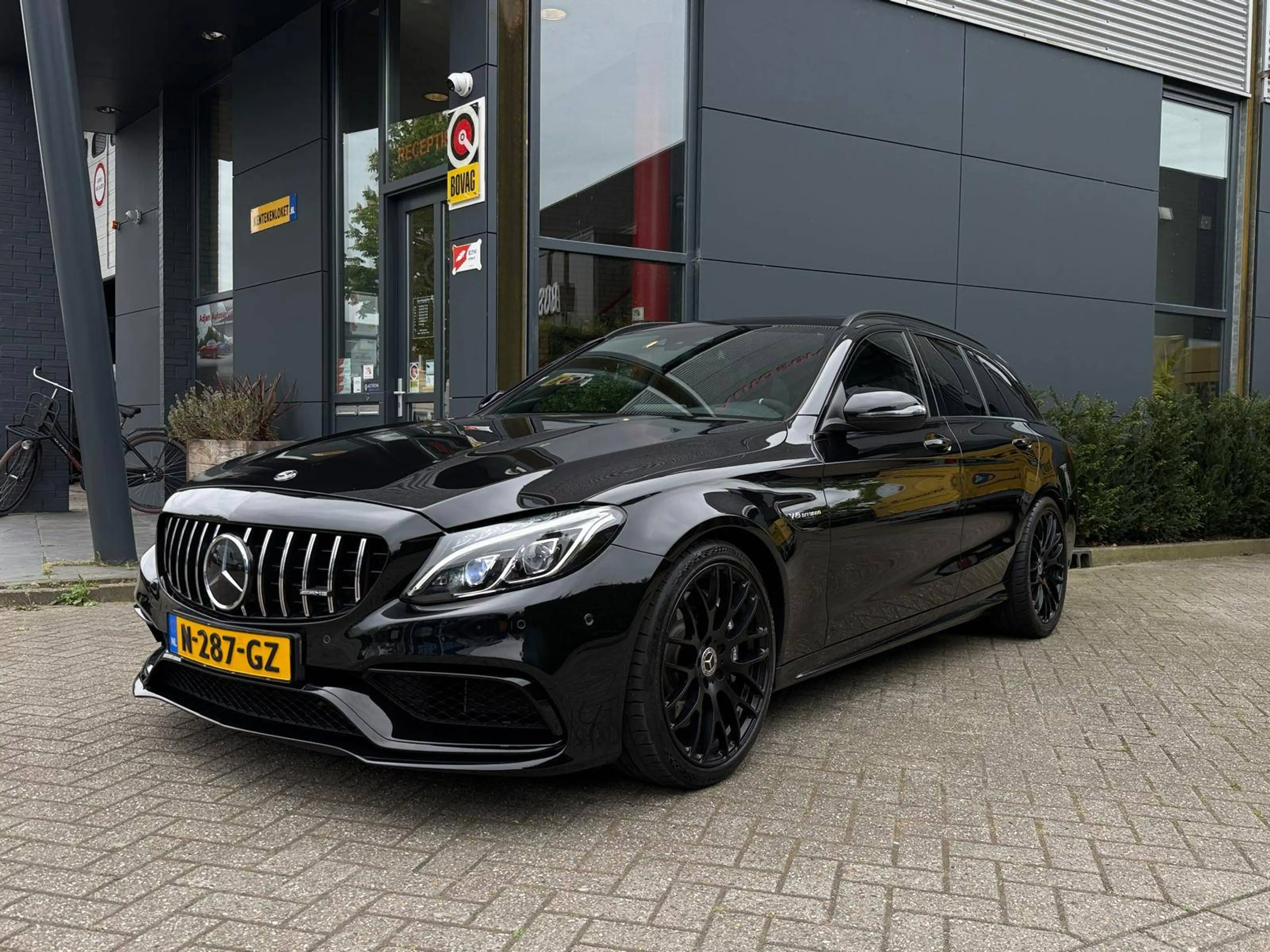 Mercedes-Benz C 63 AMG AMG 63 Burmester Pano Alcantara Stoelverwarming — photo 7