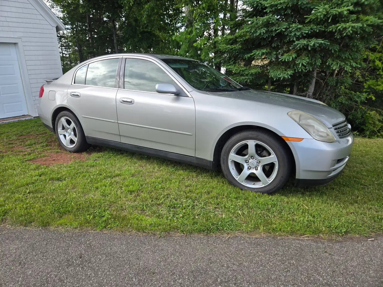Infiniti G35 2004