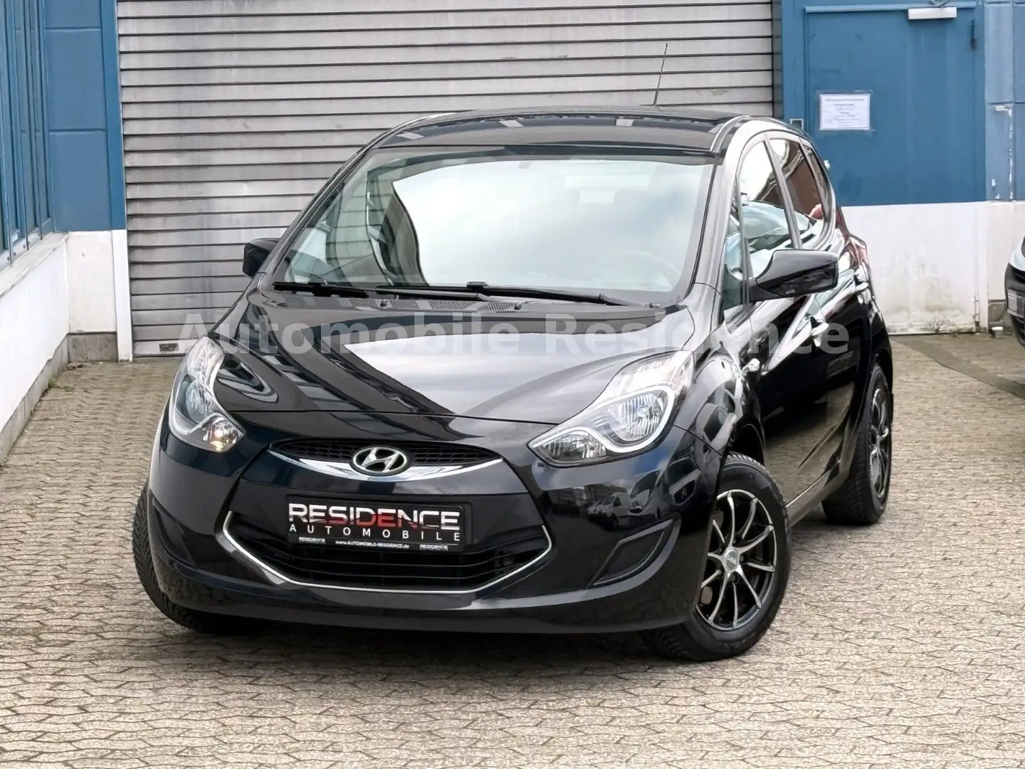 Hyundai iX20 1.4  LPG GAS*KLIMA*PDC*AHK*MFL*ALU*TOP*1HD Schwarz - 2