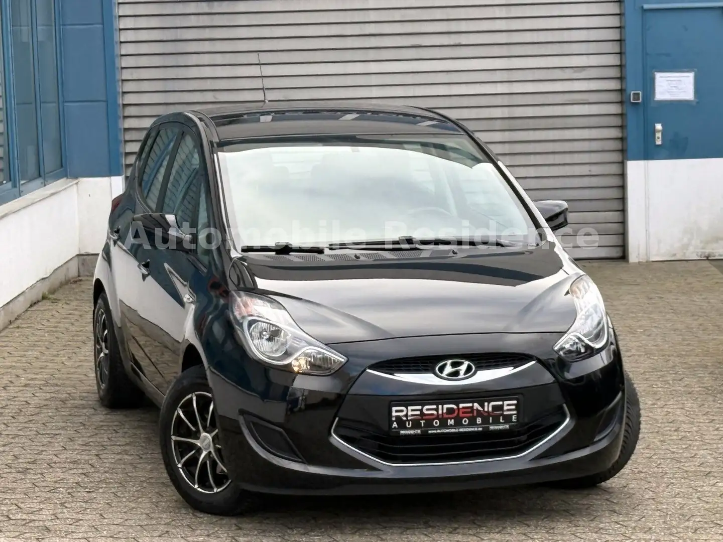 Hyundai iX20 1.4  LPG GAS*KLIMA*PDC*AHK*MFL*ALU*TOP*1HD Schwarz - 1