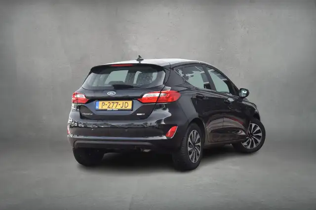 Ford Fiesta view 3