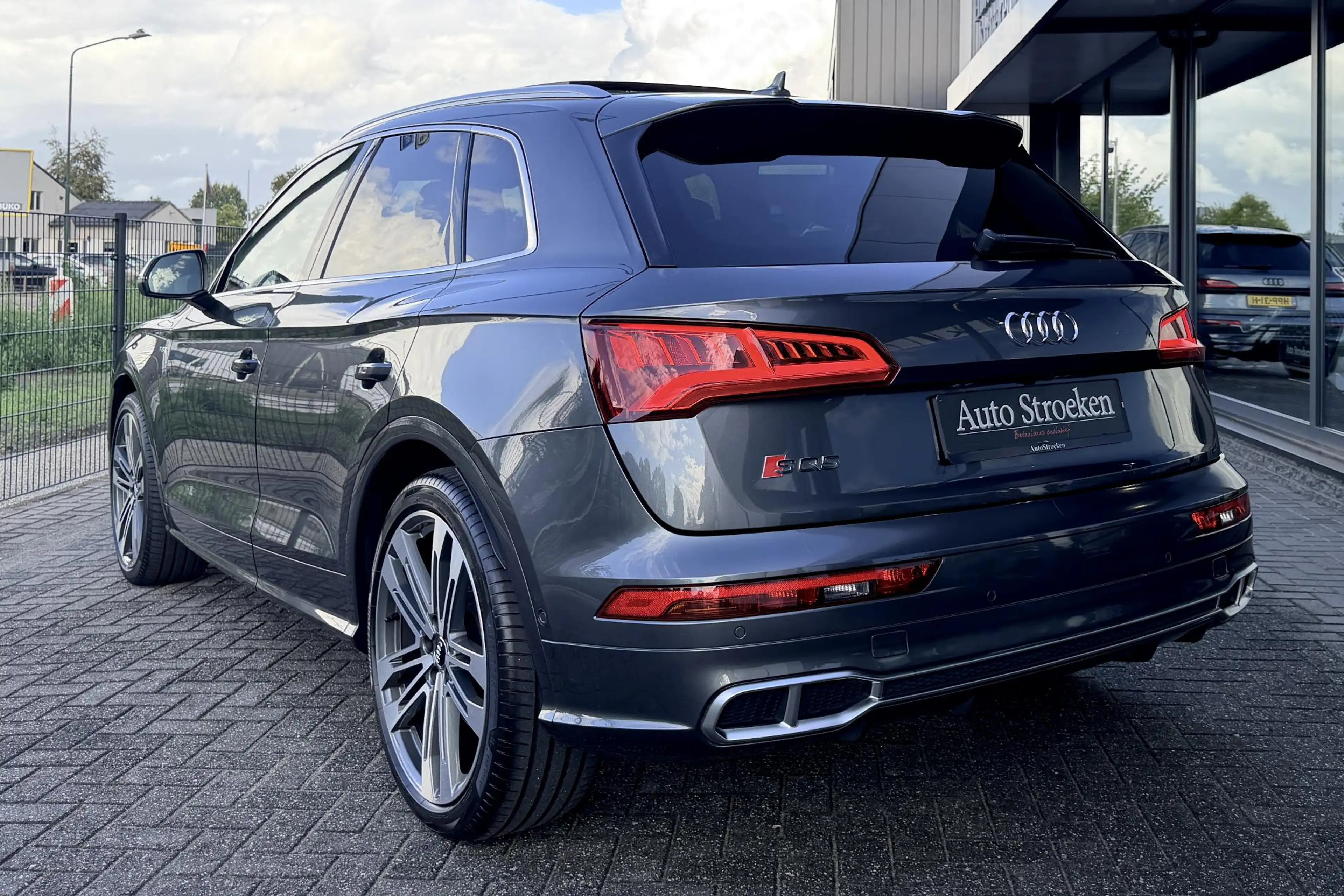 Audi SQ5 3.0 TFSI Quattro Pano Lucht RS Leder Matrix B&O — photo 9