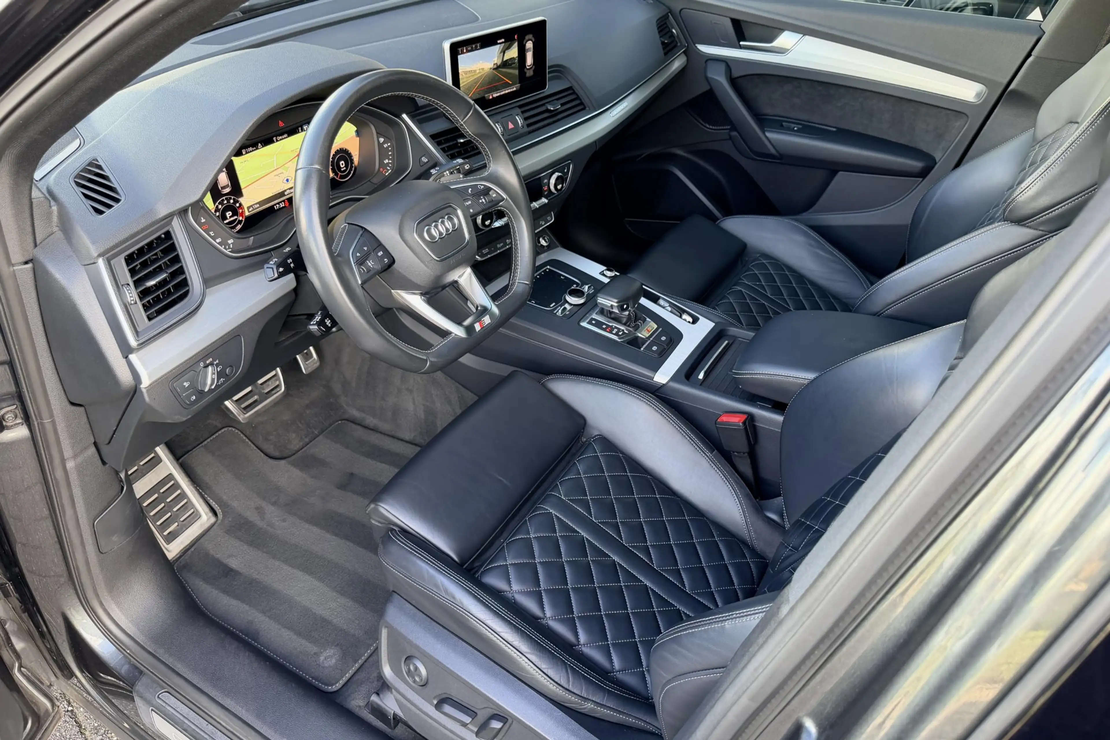 Audi SQ5 3.0 TFSI Quattro Pano Lucht RS Leder Matrix B&O — photo 11
