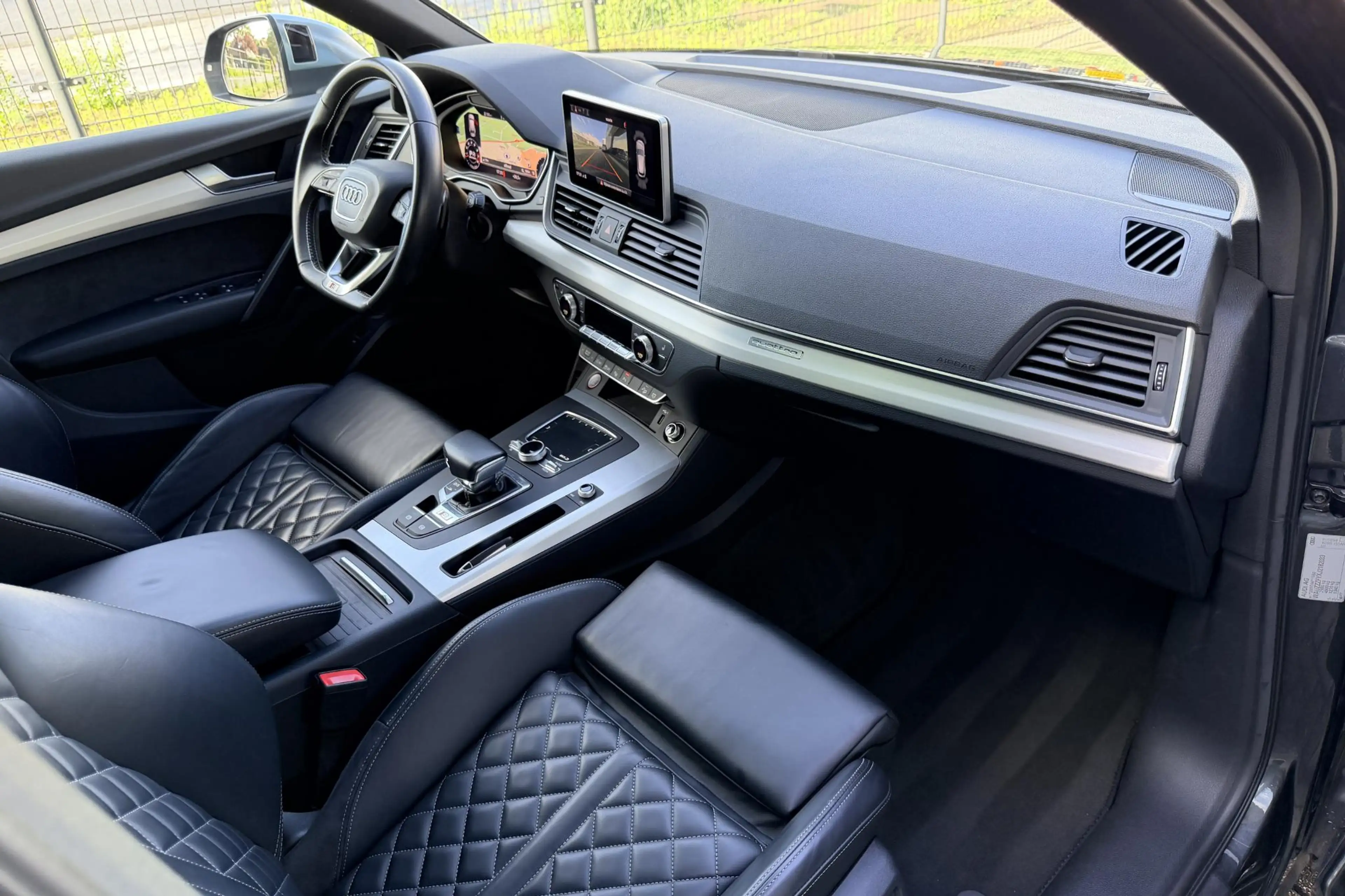Audi SQ5 3.0 TFSI Quattro Pano Lucht RS Leder Matrix B&O — photo 15