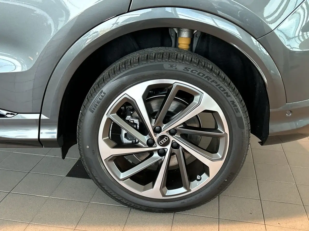 Audi Q5 снимка Audi Q5