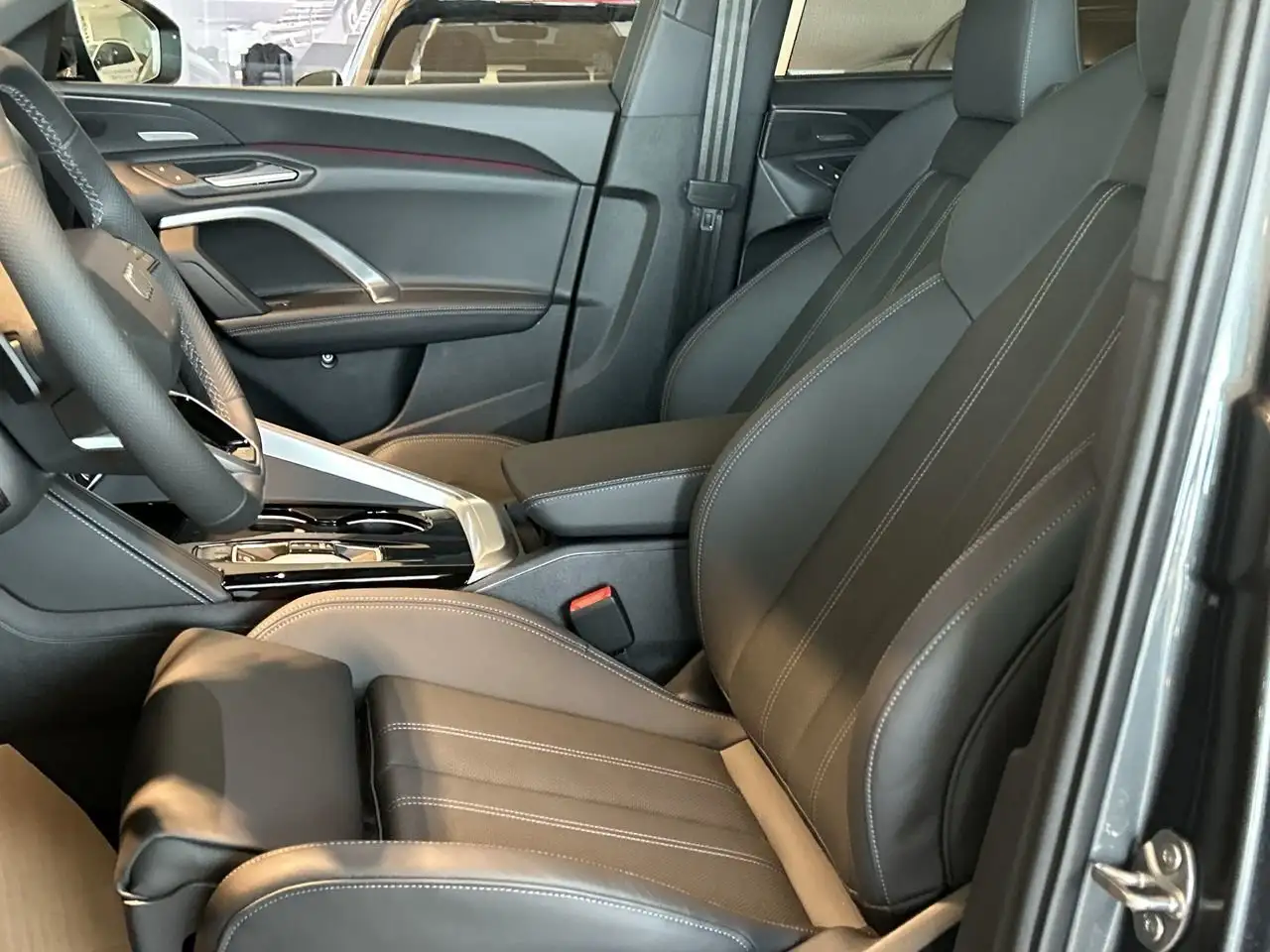 Audi Q5 снимка Audi Q5