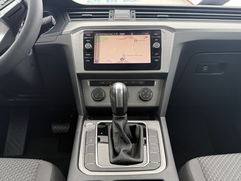 Volkswagen Passat Variant Conceptline 110kw +DSG+ 8xRäder — photo 13