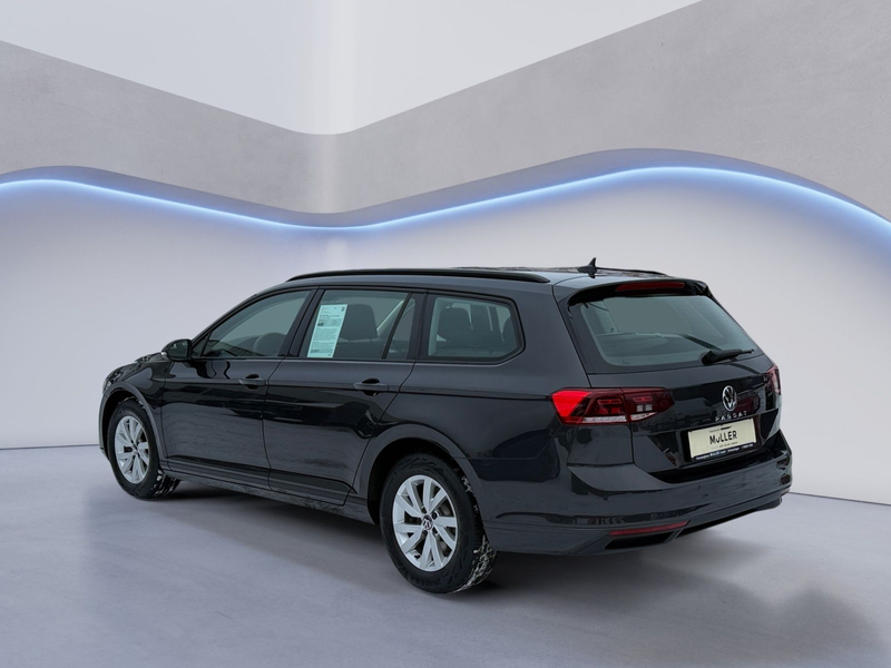 Volkswagen Passat Variant Conceptline 110kw +DSG+ 8xRäder — photo 3