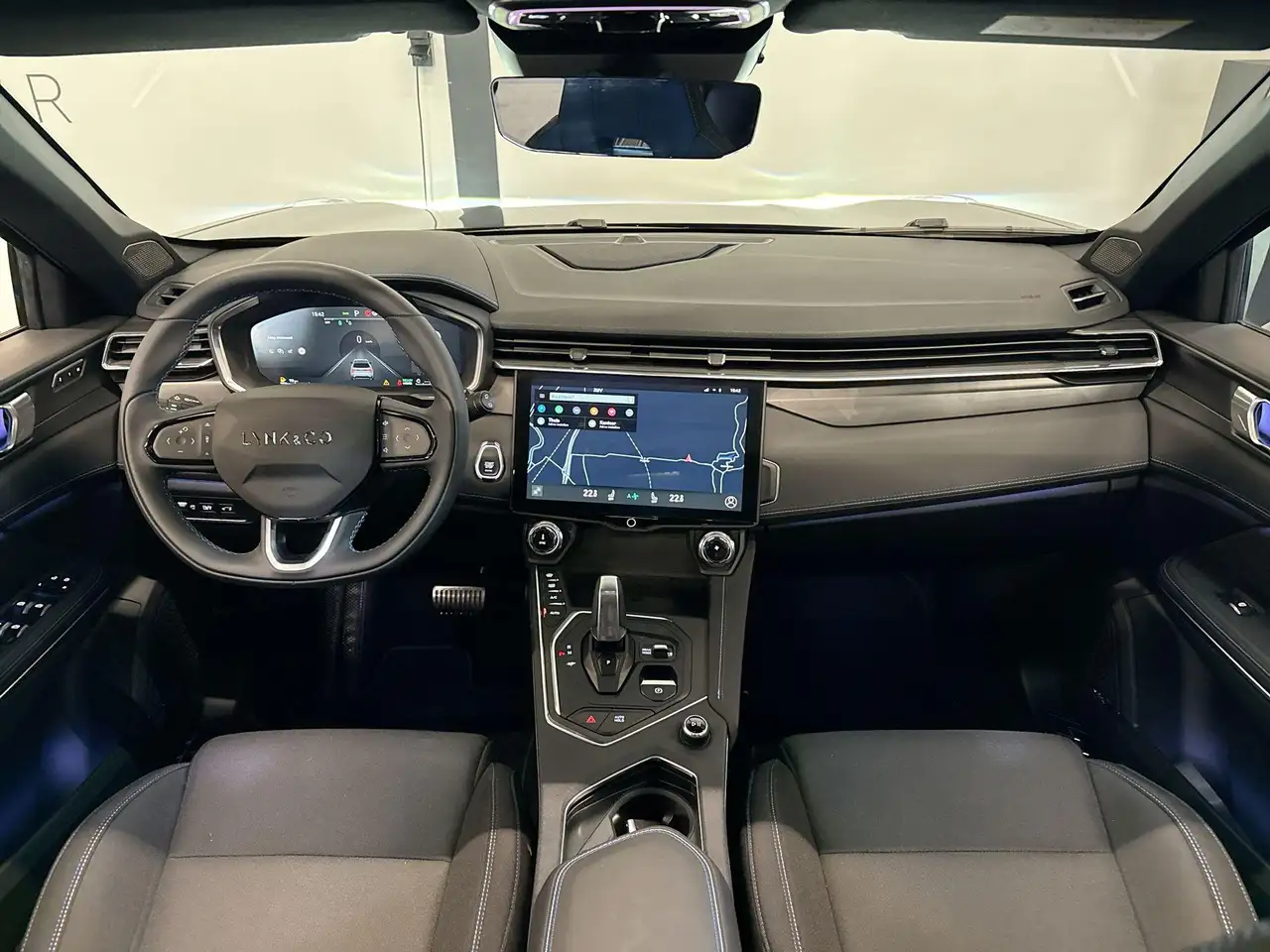 Lynk & Co 01 1.5 PHEV MY23 6,6 KWH PANO 360 CAMERA ACC, миниатюра 3