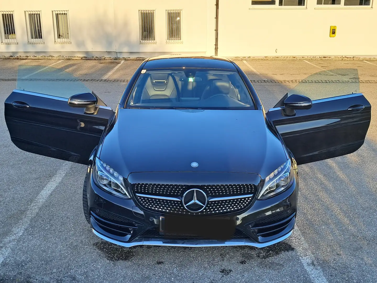 Mercedes-Benz C 220 AMG Line Schwarz - 2