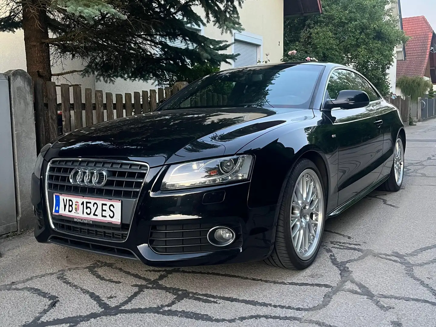 Audi A5 A5 Coupé 2,0 T FSI Schwarz - 1