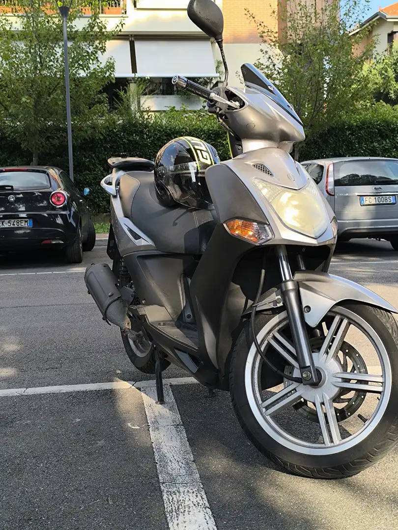 Kymco Agility 125 AGILITY 125 Srebrny - 1