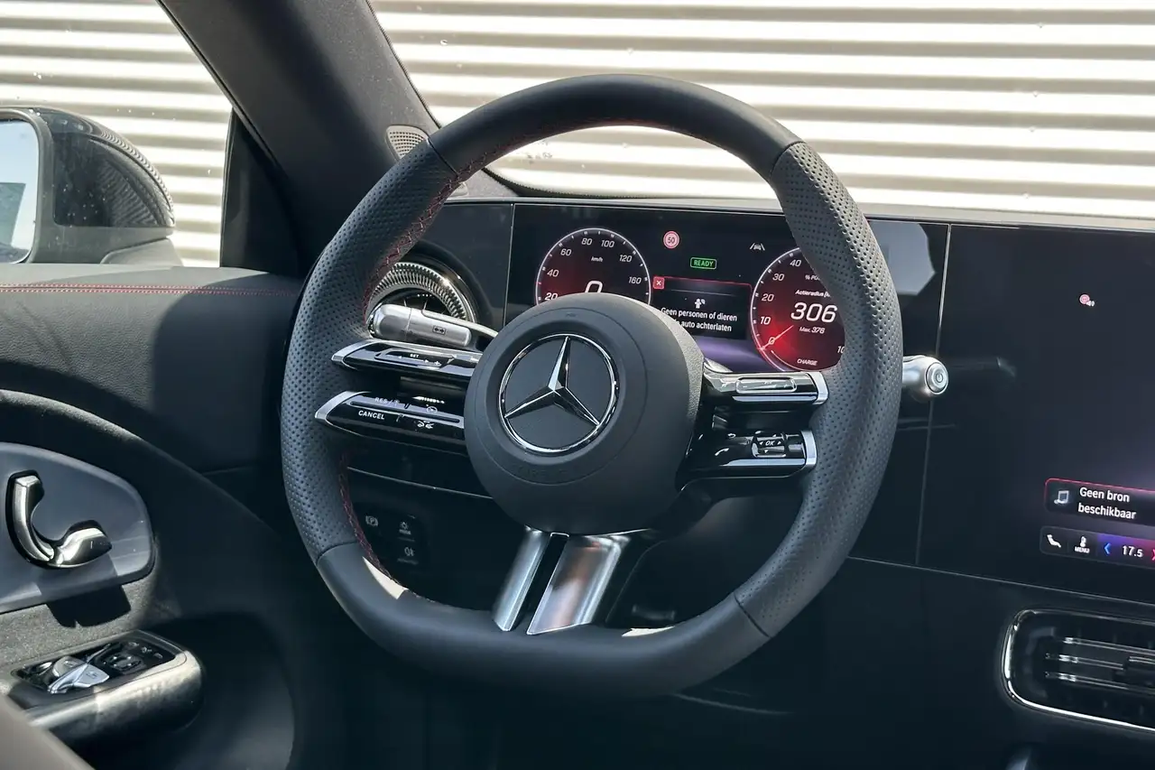 Mercedes-Benz CLA 2026 — фото 13