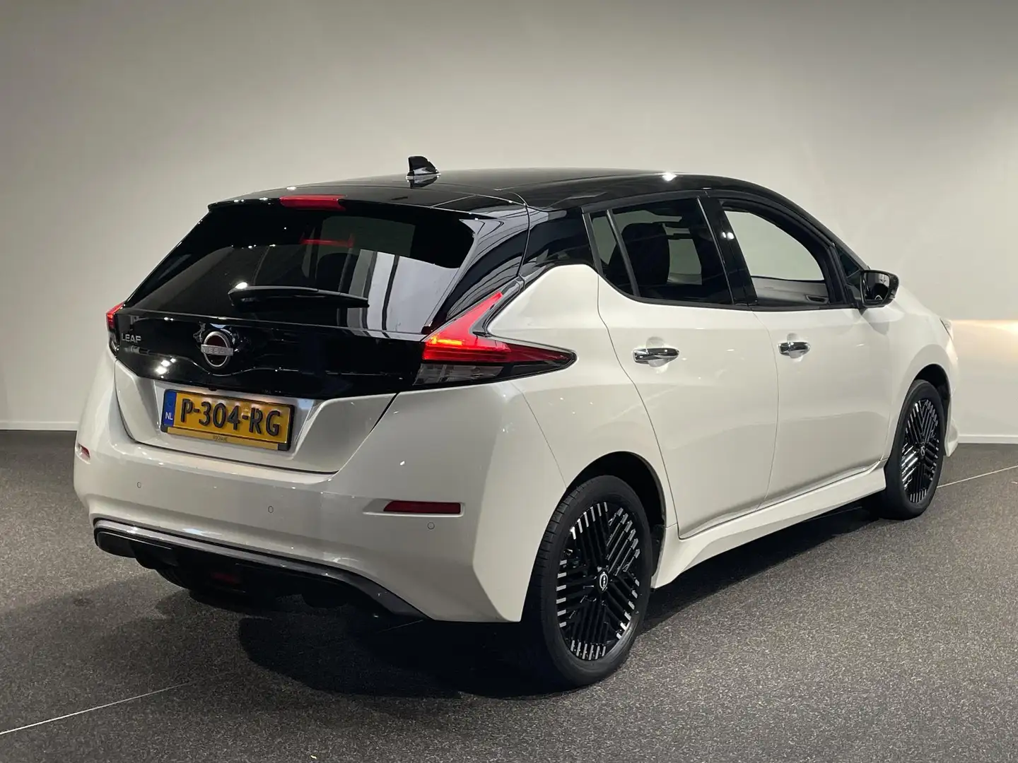 Nissan Leaf e+ N-Connecta 62 kWh Navigatie | Climate controle Blanc - 2