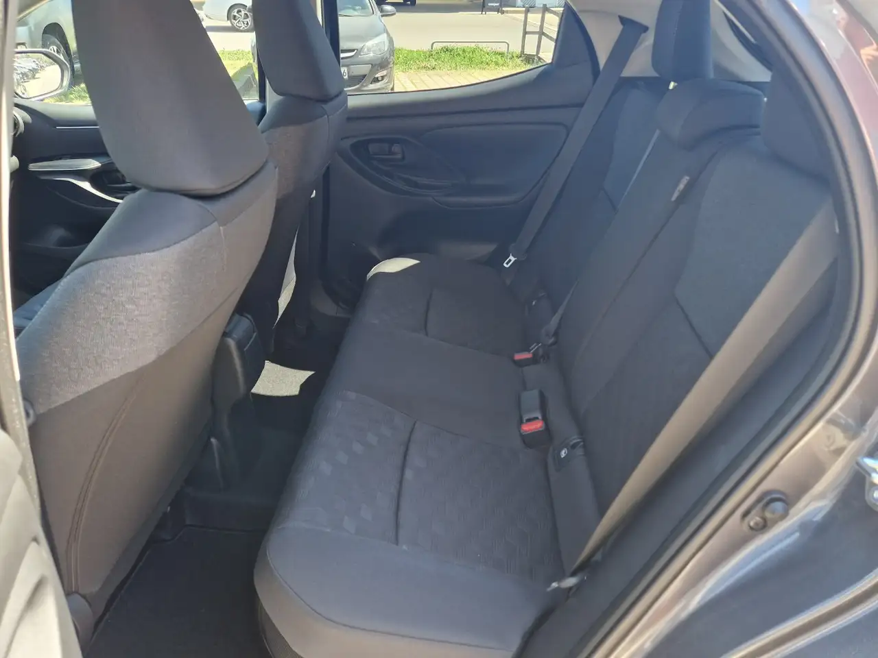 Toyota Yaris 1,5L Hybrid Teamplayer Comfort Paket 9