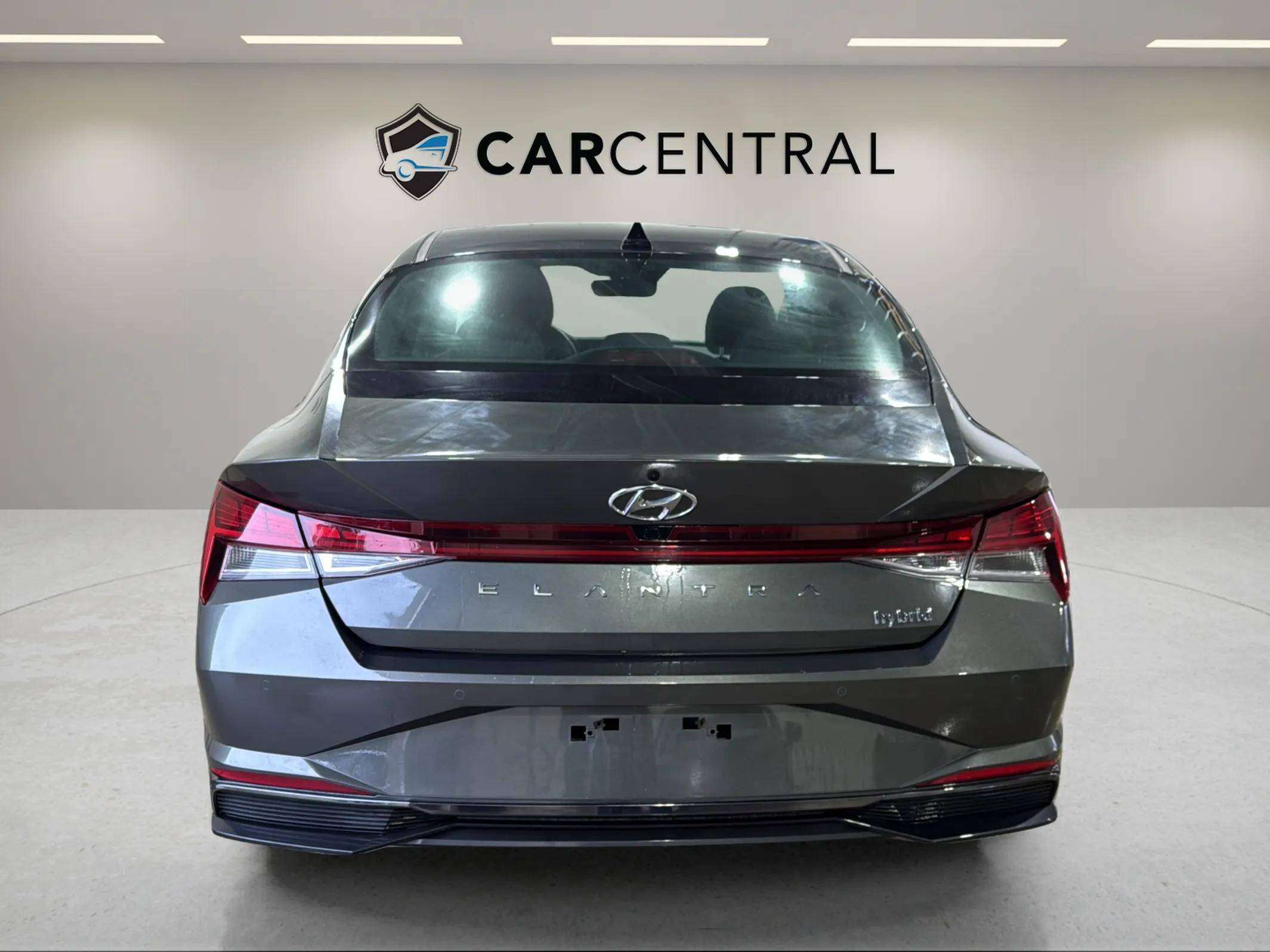 2023 Hyundai Elantra Hybrid