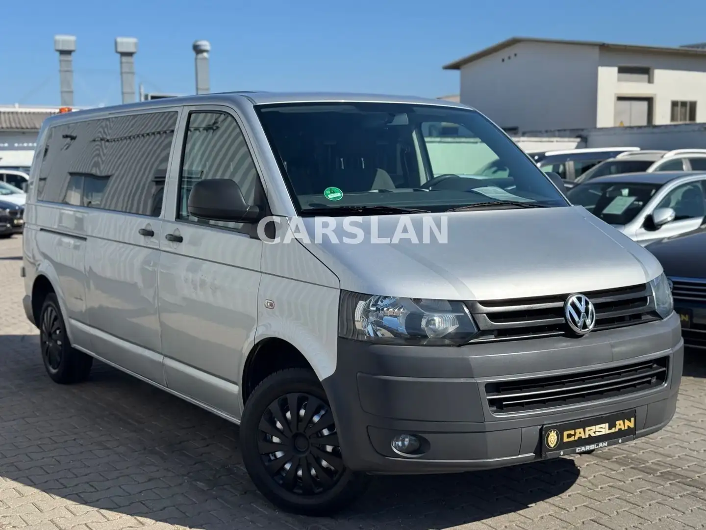 Volkswagen T5 Transporter T5 2.0 TDI "2.HAND+9-SITZER+LANG+AHK+NAVI+KLIMA" Zilver - 1