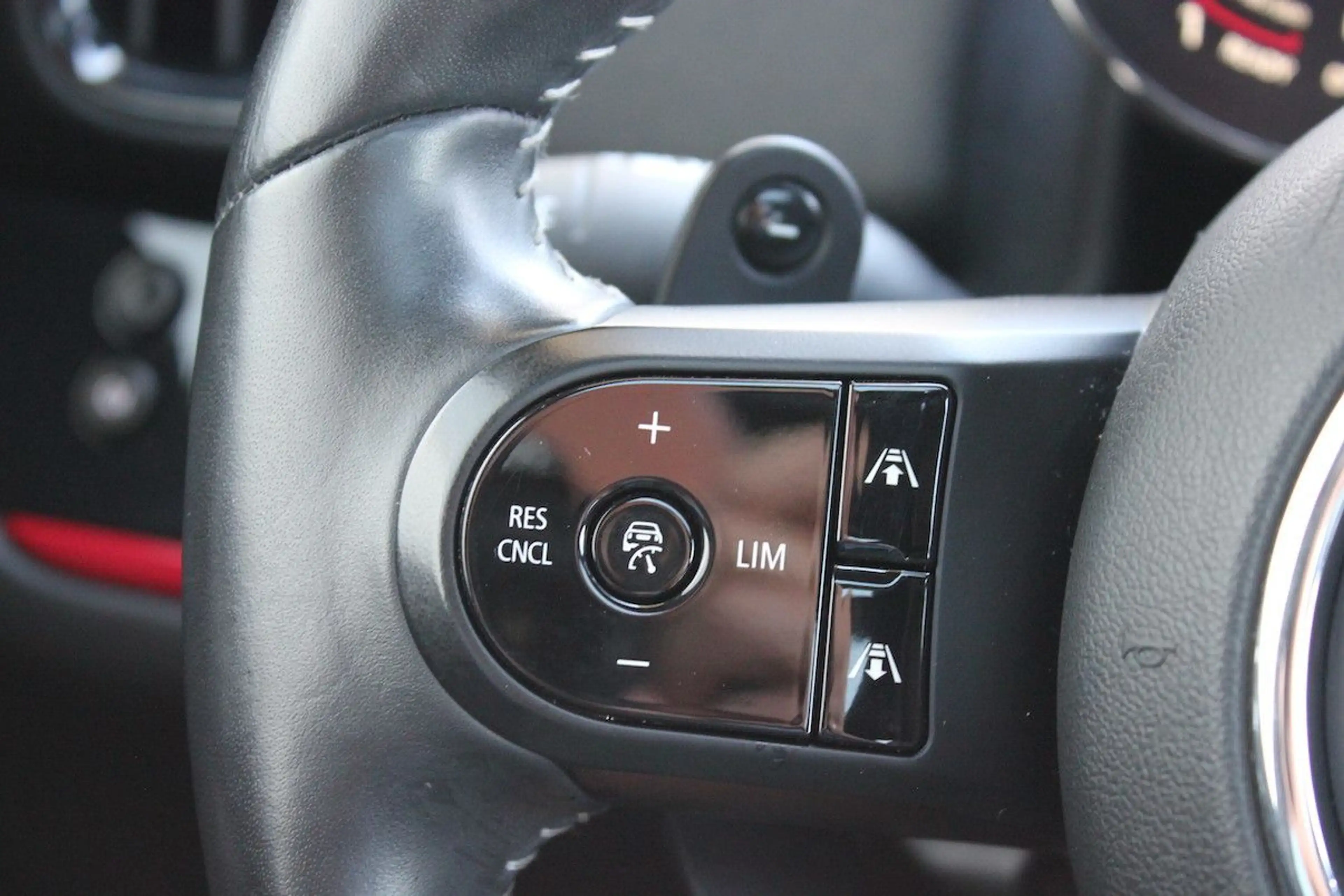 MINI John Cooper Works Countryman JCW 21.748 € NETTO — photo 13