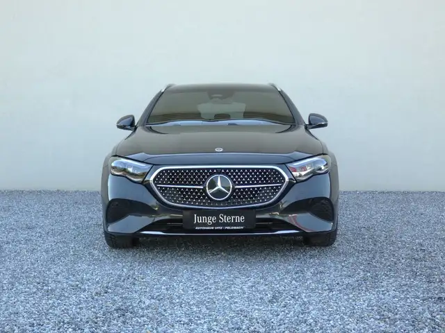 Mercedes-Benz E 220 d 4M T-Modell +360°+DigiLight+AHK+Ambiente Ansicht 4