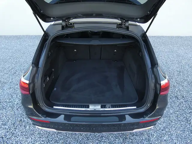 Mercedes-Benz E 220 d 4M T-Modell +360°+DigiLight+AHK+Ambiente Ansicht 11