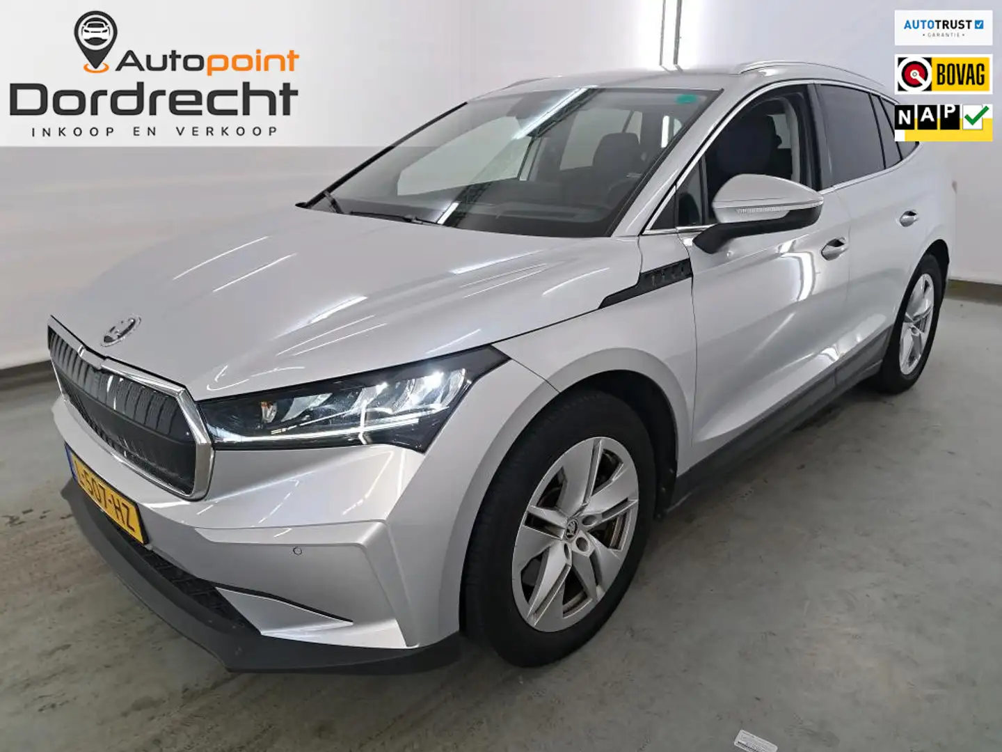Skoda Enyaq iV 80 LEER SOH 95% 77 KW DEALER OND 1 EIG Grijs - 1