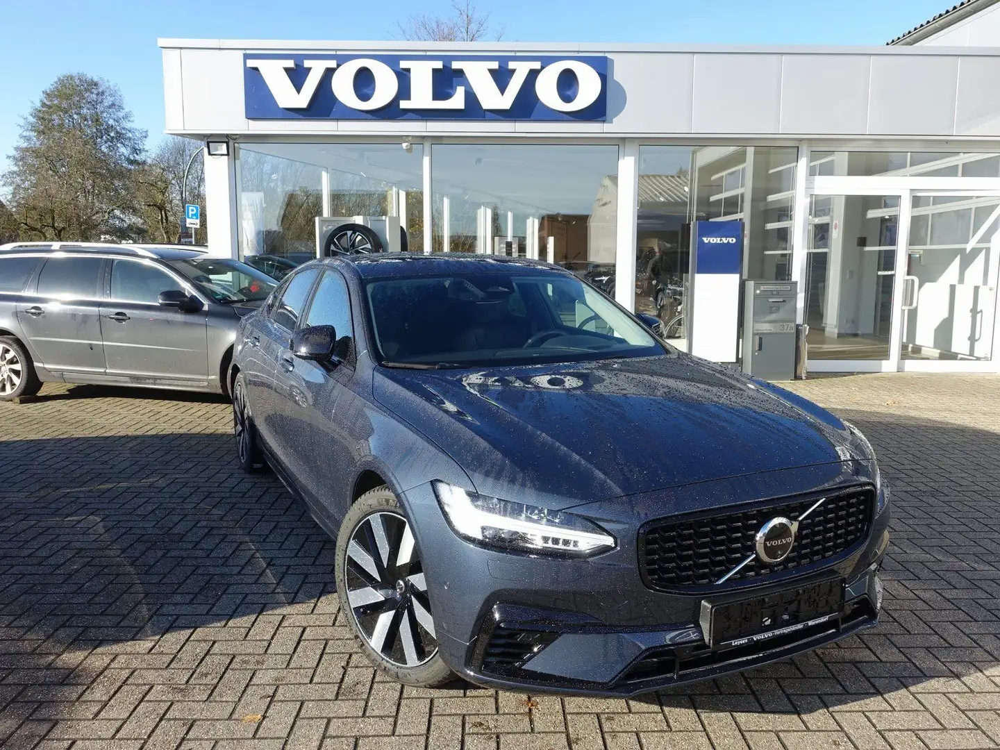 Volvo S90 Recharge Ultimate T8 AWD/Alarmanlage/H&K Blau - 2