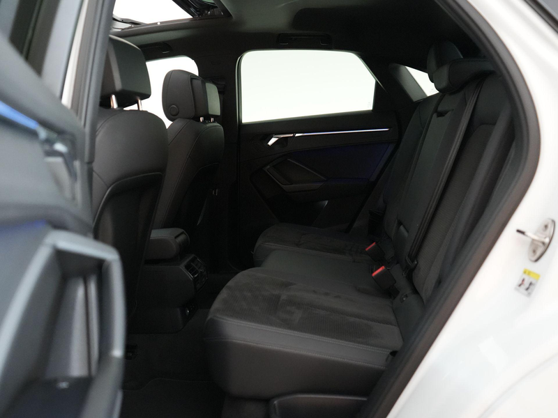 Audi Q3 Sportback 45 TFSI 230pk quattro edition one |S-lin — photo 8