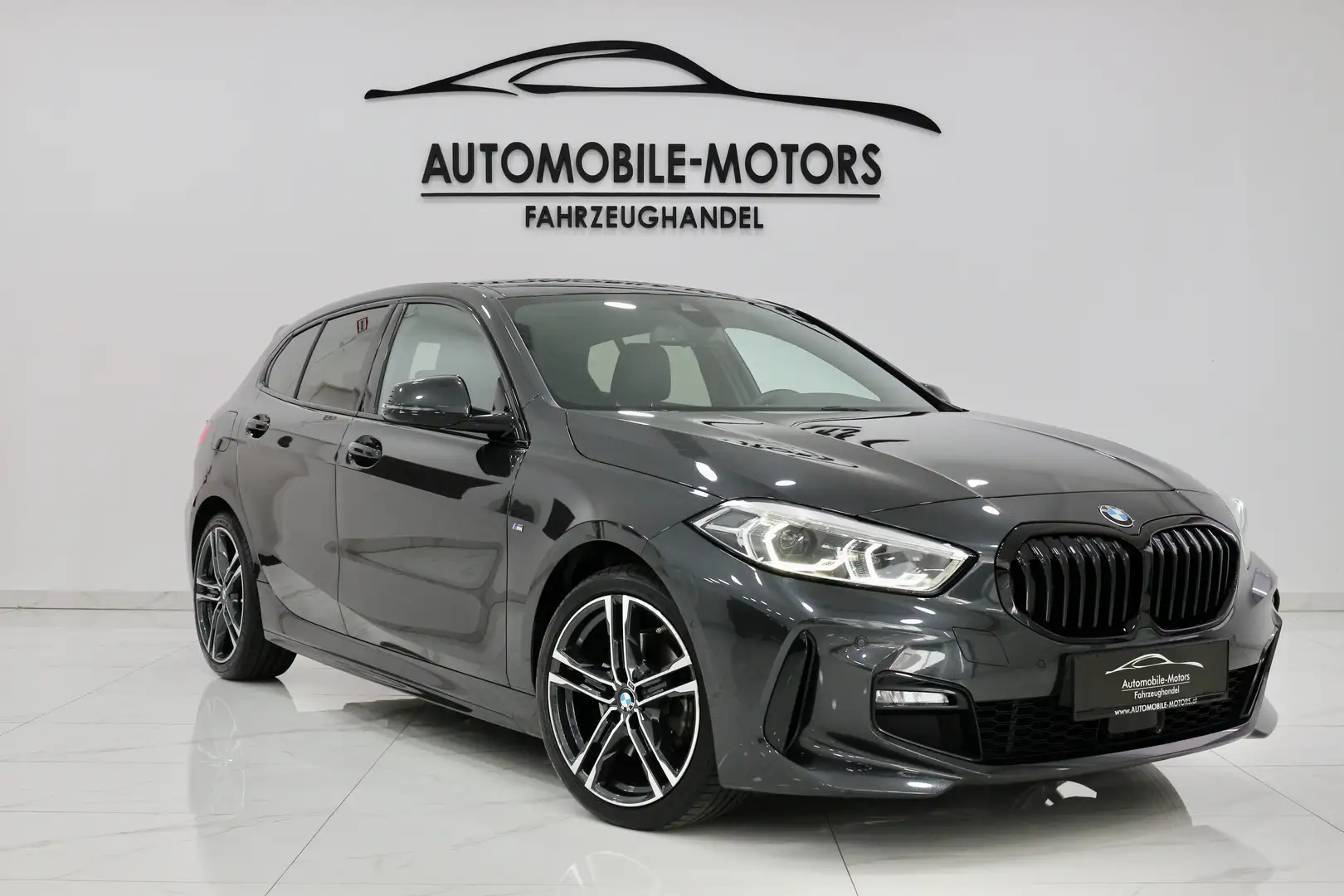 BMW 118 118 d M-Sport*Individual*LED*Kamera*18Zoll Grau - 1