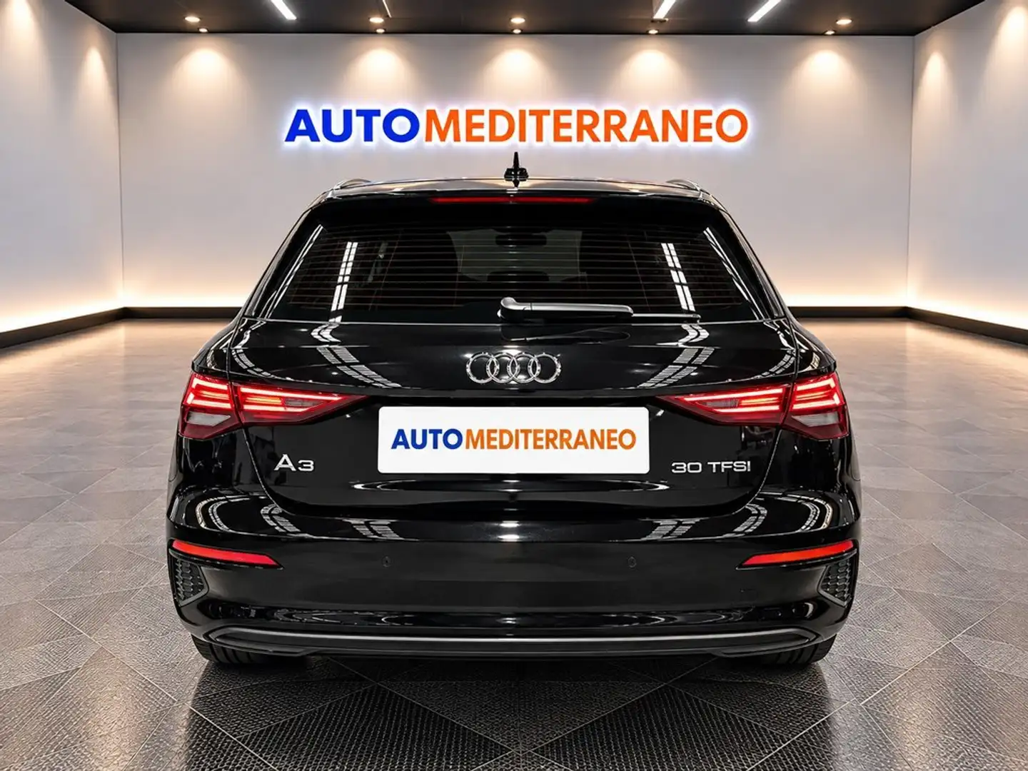 Audi A3 Sportback 30 TFSI 81kW (110CV) S tronic Negro - 2