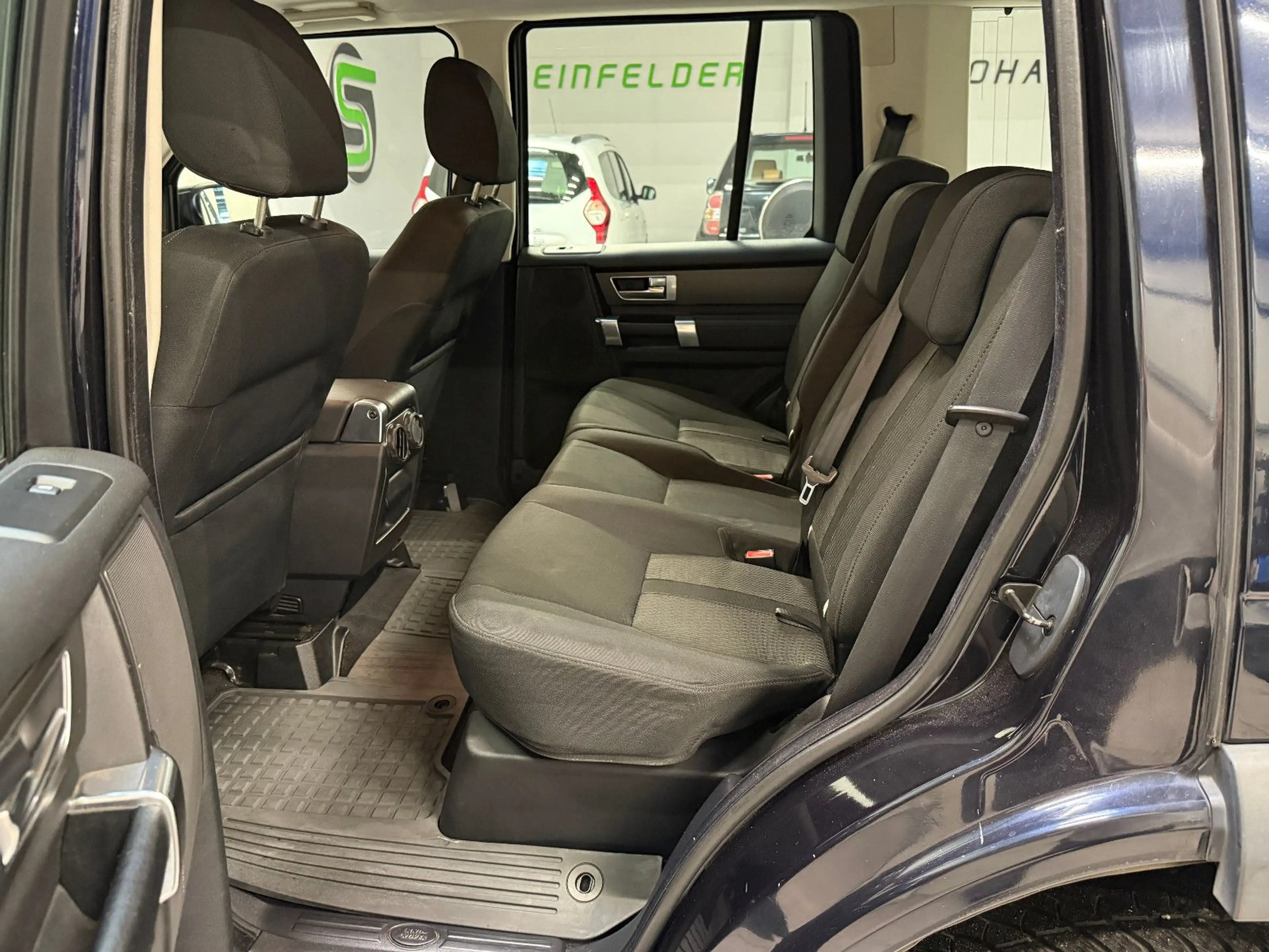 Land Rover Discovery 2.7 TDV6 S 4X4 — photo 9