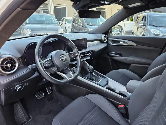 Alfa Romeo Tonale view 7