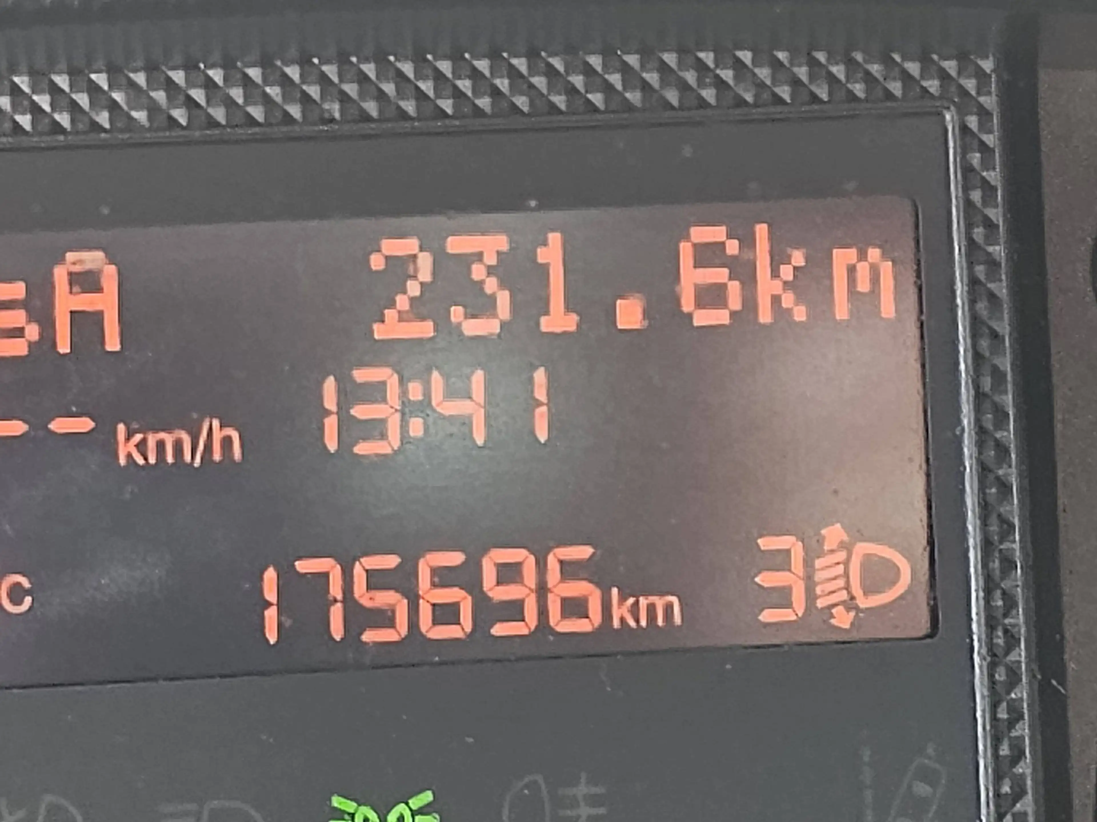 Peugeot Boxer 2.0 — photo 9