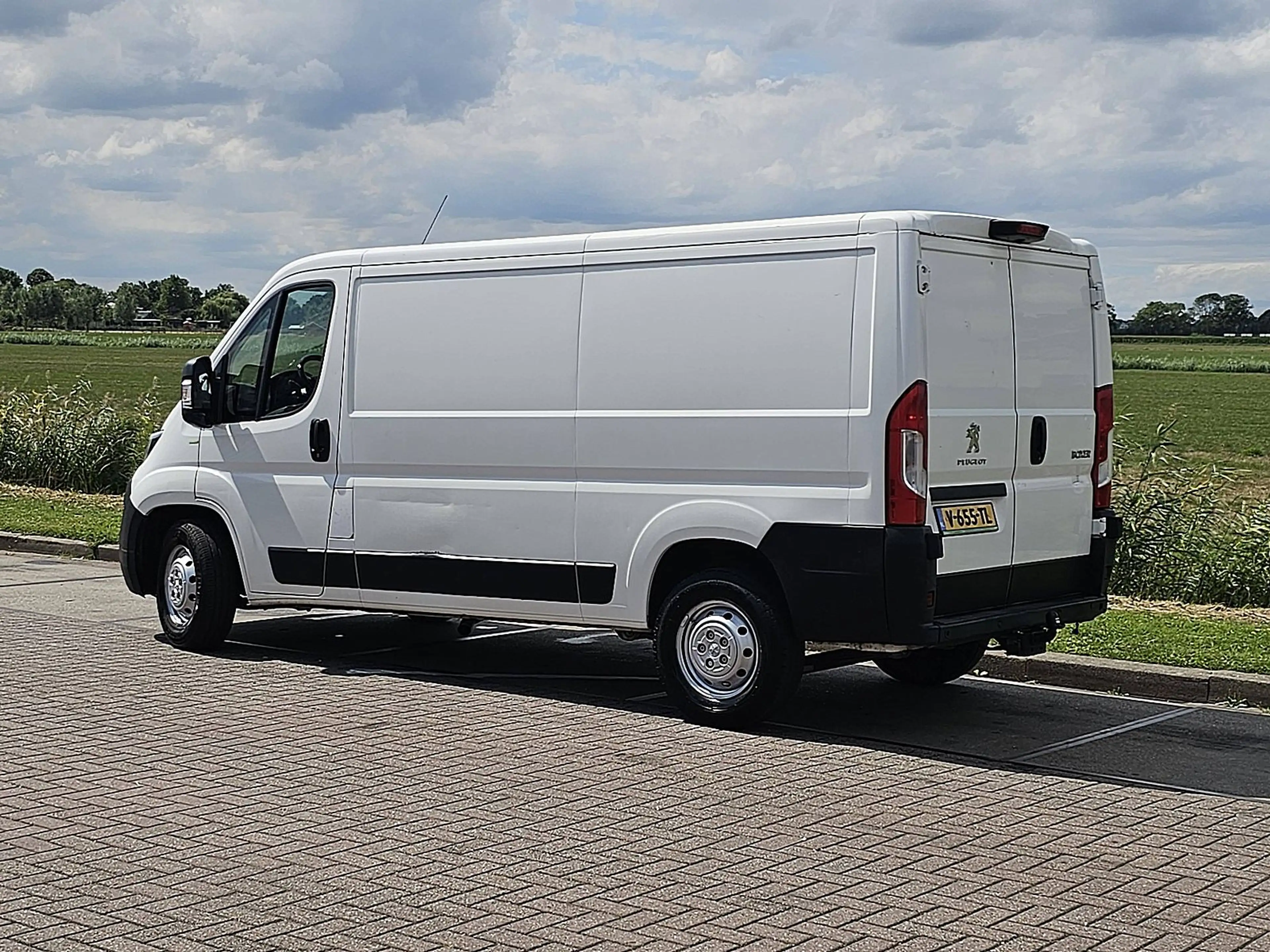 Peugeot Boxer 2.0 — photo 6