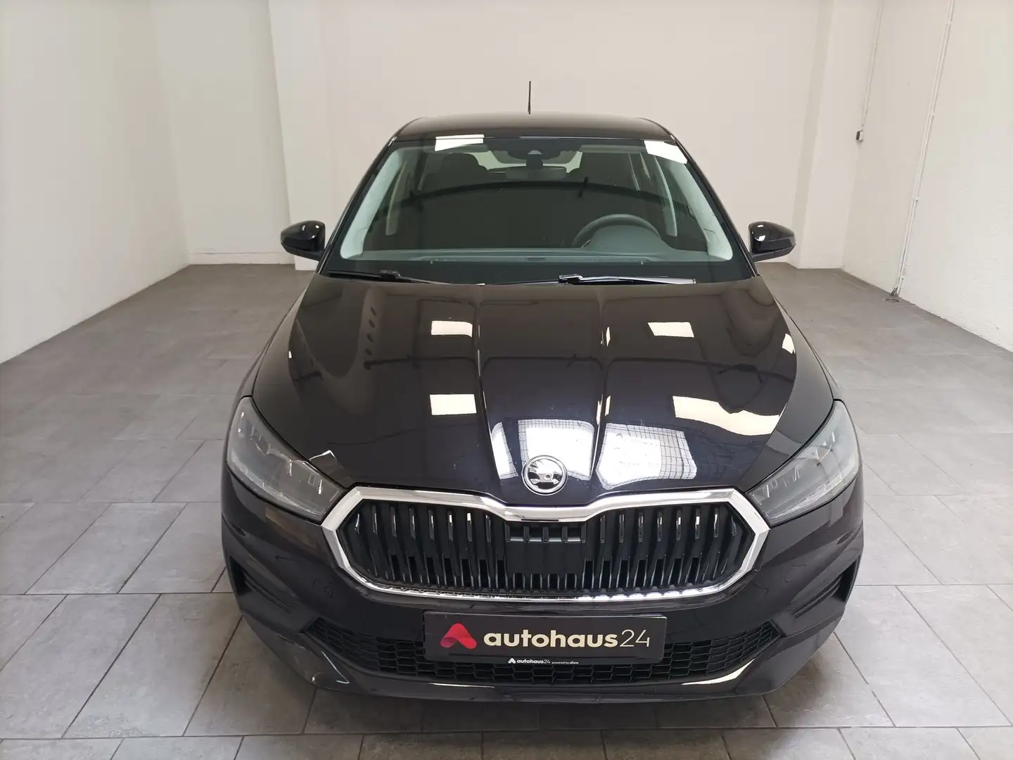 Skoda Fabia 1.0 MPI Active Carplay|LED|DAB|PDC Schwarz - 2